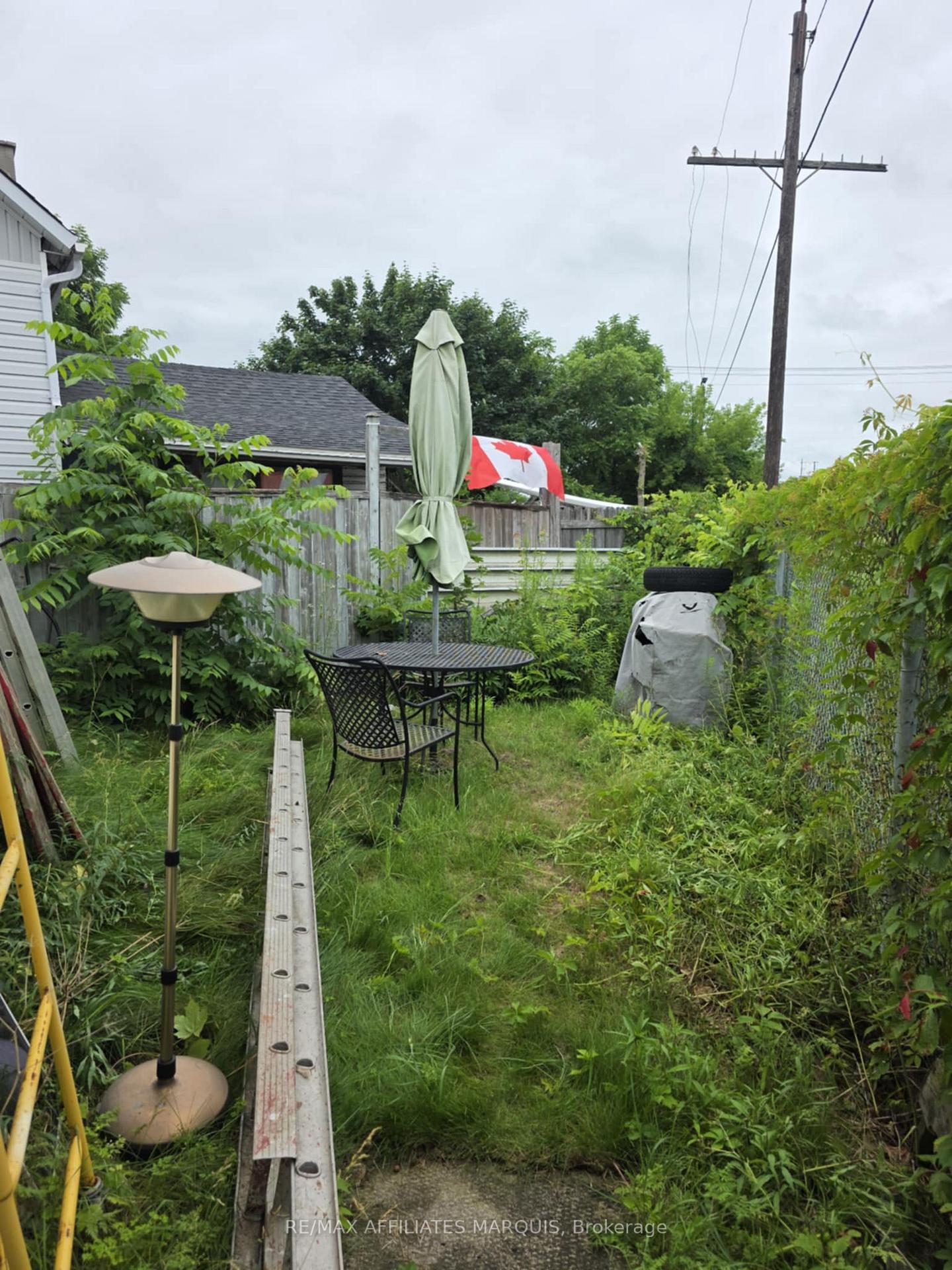 Photo 12 of 12 Helen Street, Smiths Falls — HOMEH