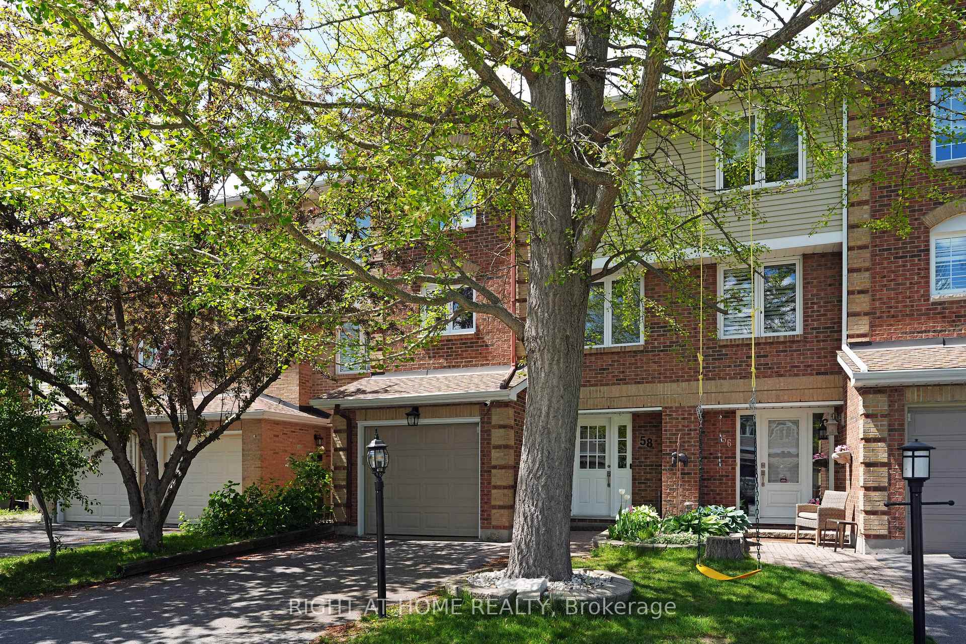 Front of 58 Arbordale Crescent