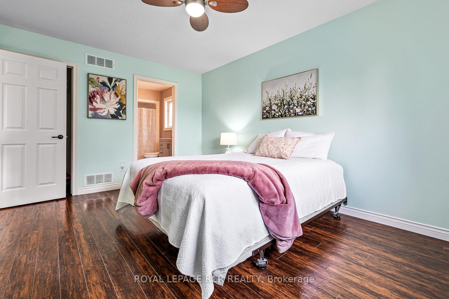 Photo 17 of 933 Greenwood Crescent, Shelburne — HOMEH