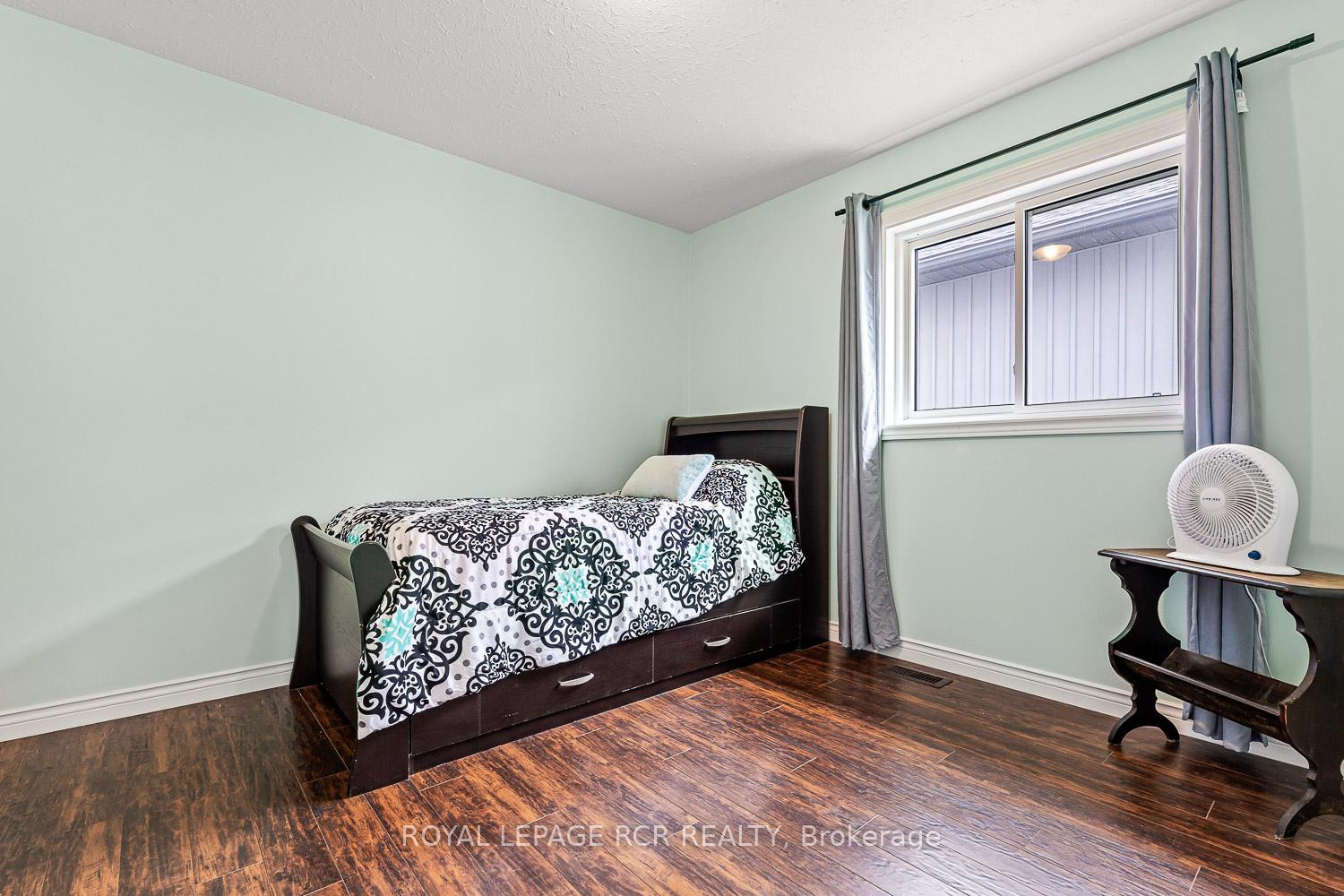 Photo 21 of 933 Greenwood Crescent, Shelburne — HOMEH