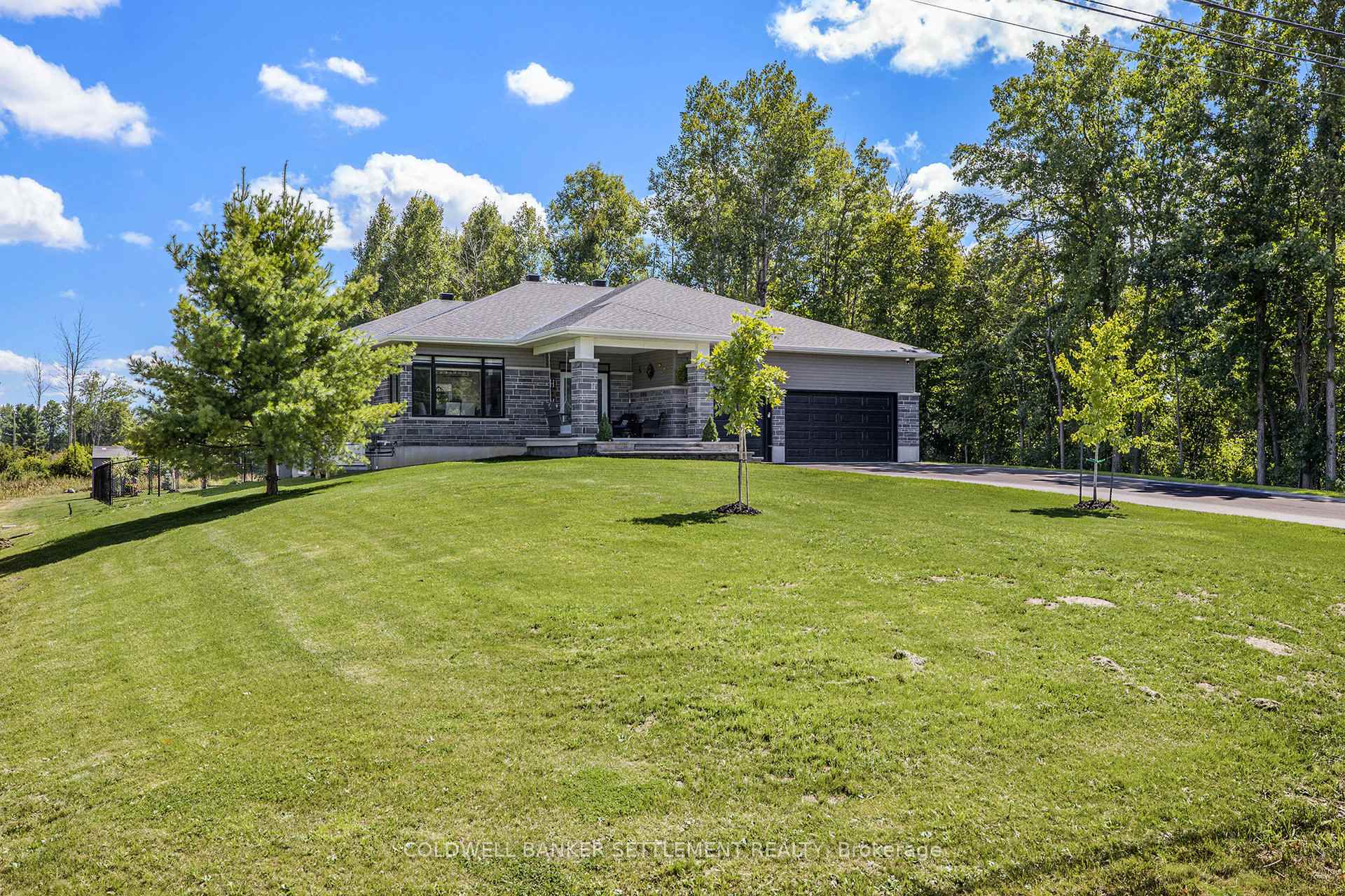 Photo 1 of 77 Diane Drive, Rideau Lakes, Rideau Lakes (South Elmsley) Twp — HOMEH
