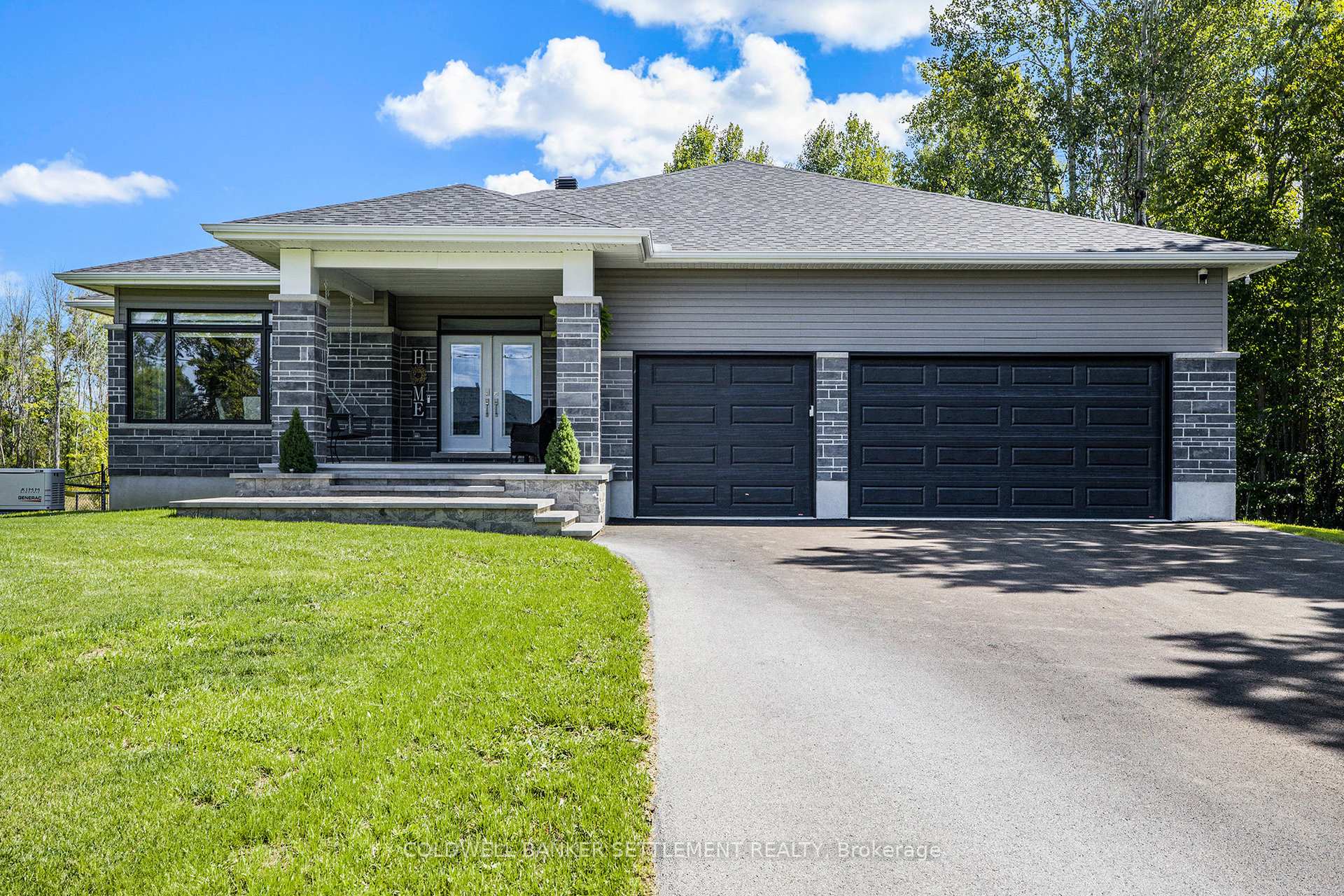 Photo 2 of 77 Diane Drive, Rideau Lakes, Rideau Lakes (South Elmsley) Twp — HOMEH