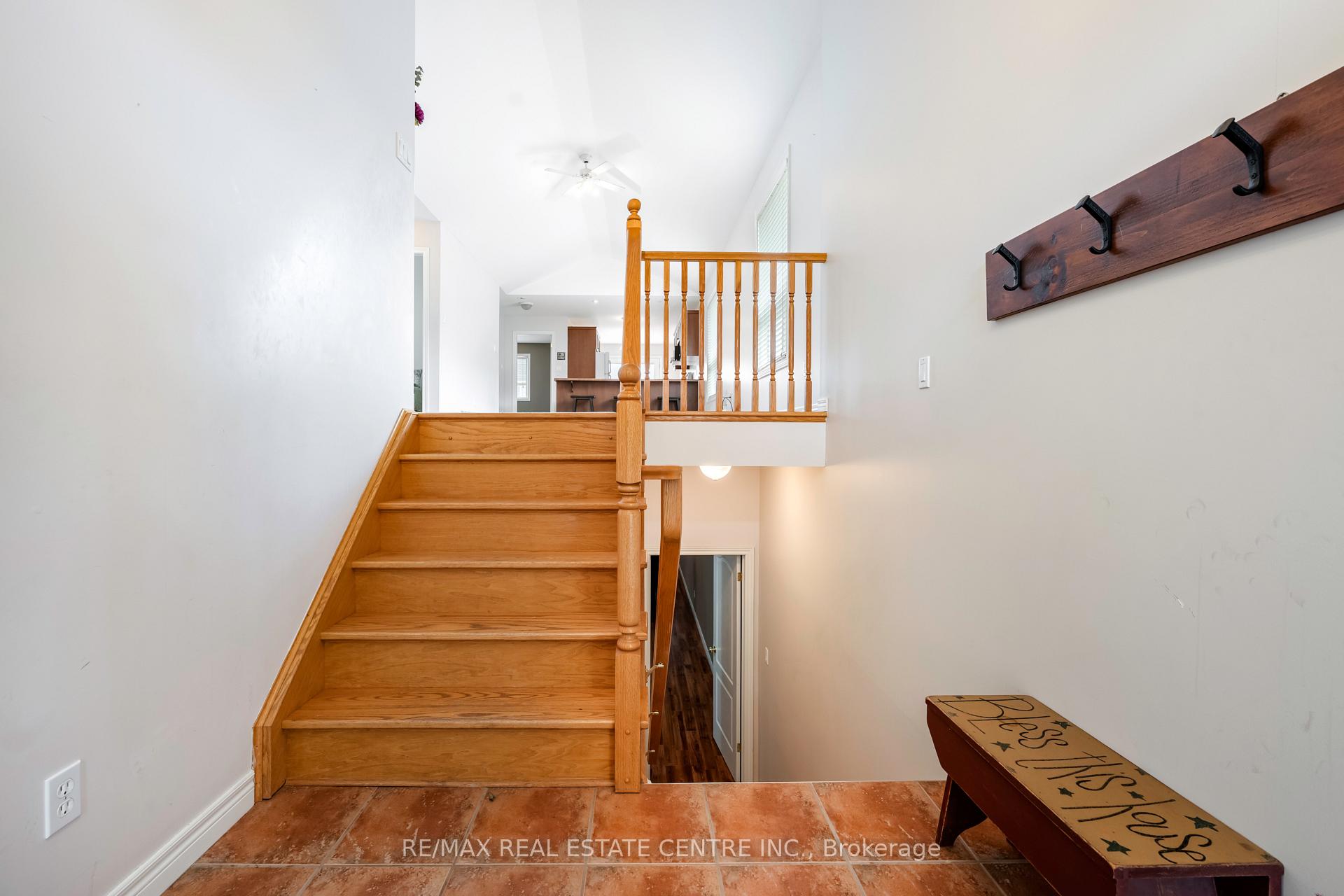 Photo 10 of 112 Fleming Way, Shelburne — HOMEH