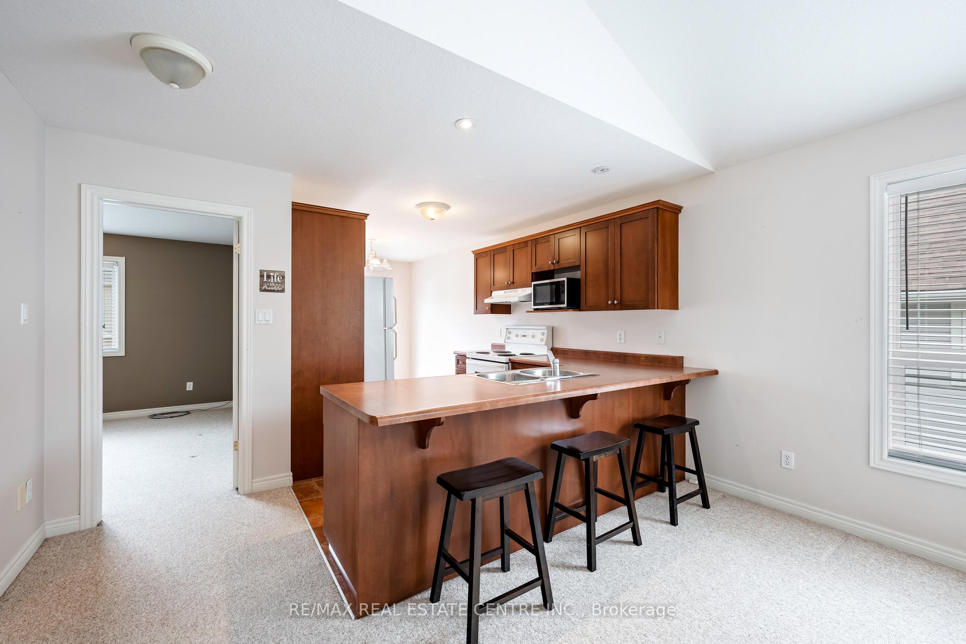 Photo 14 of 112 Fleming Way, Shelburne — HOMEH