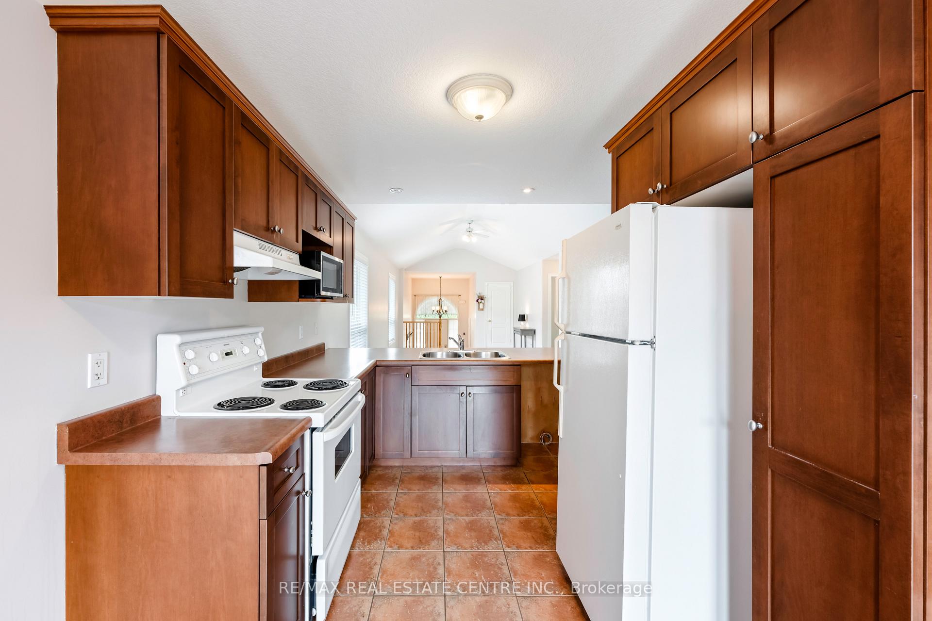 Photo 15 of 112 Fleming Way, Shelburne — HOMEH