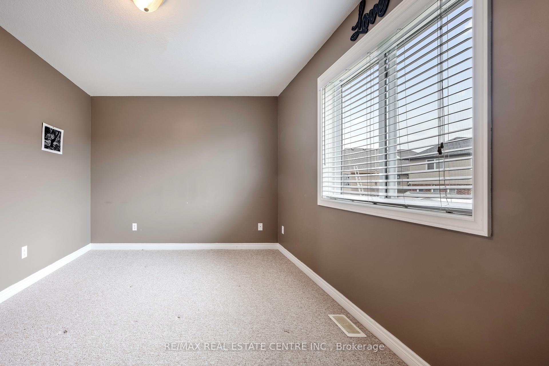 Photo 19 of 112 Fleming Way, Shelburne — HOMEH