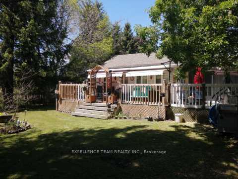 Front of 20051 County Rd # 17 N