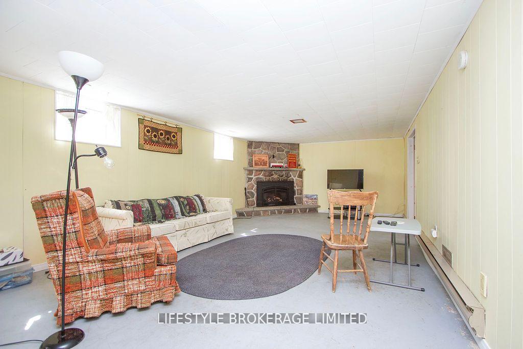 Photo 6 of 40 Ash Street, Scugog, Port Perry — HOMEH