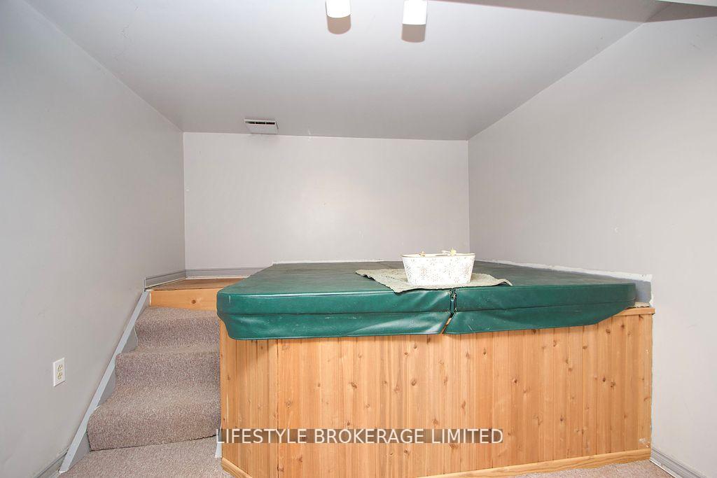Photo 10 of 40 Ash Street, Scugog, Port Perry — HOMEH