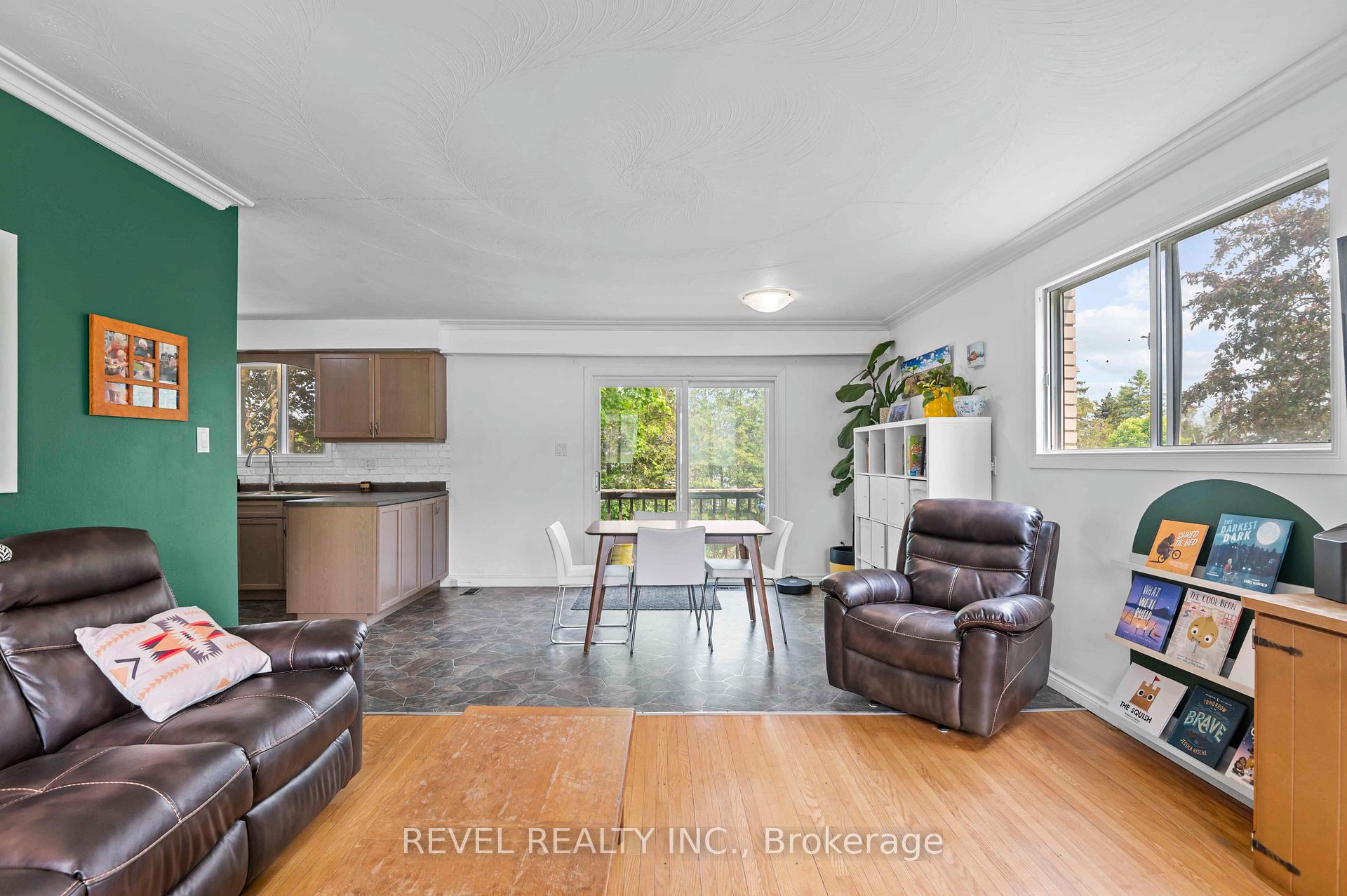 Photo 18 of 108 Jane Street, Shelburne — HOMEH