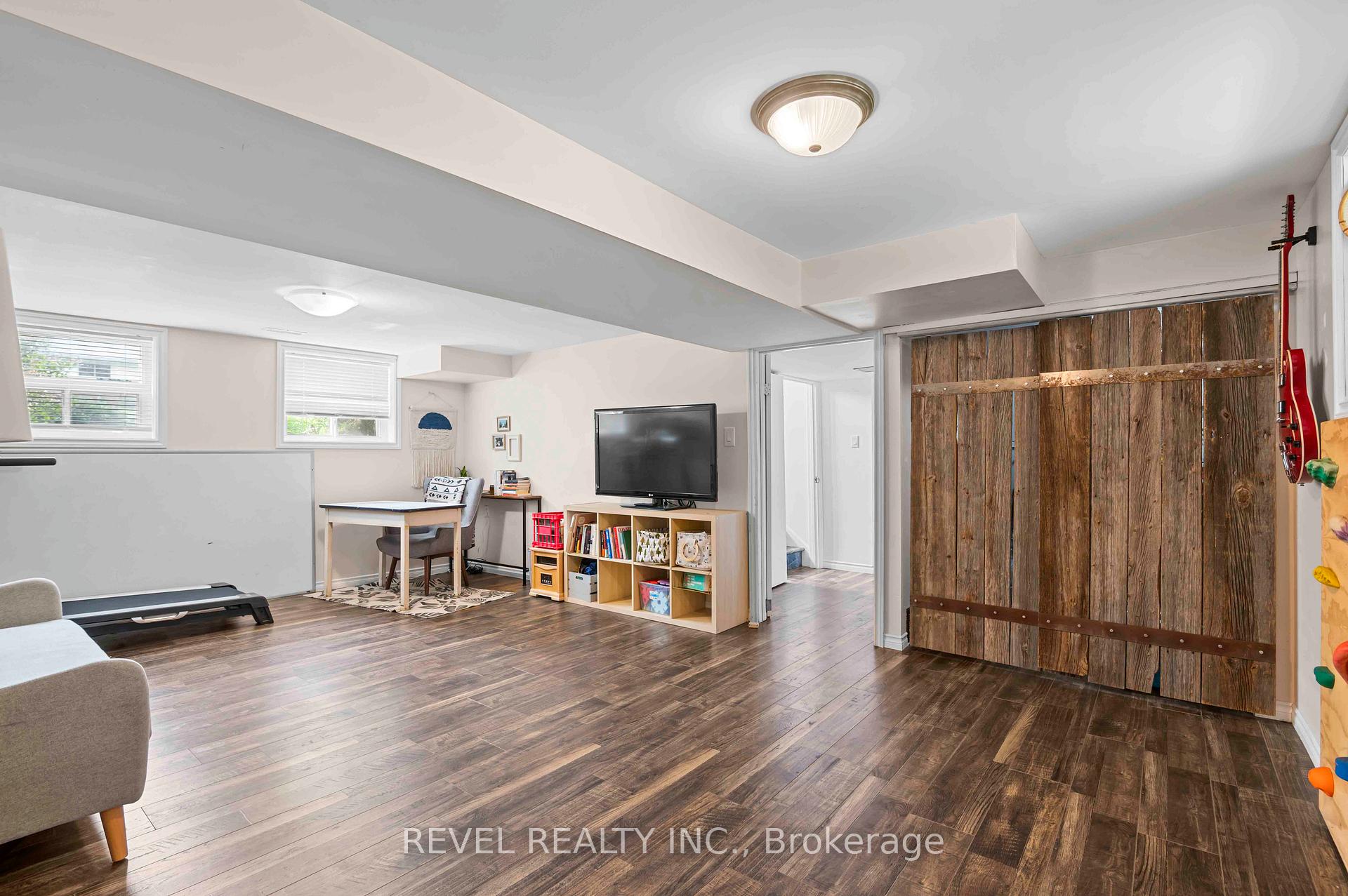 Photo 36 of 108 Jane Street, Shelburne — HOMEH
