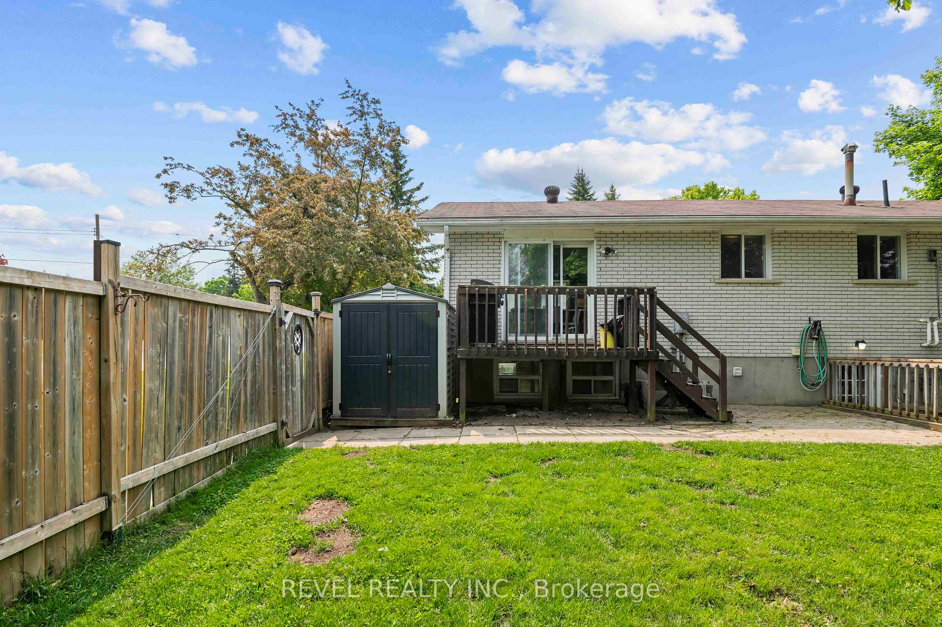 Photo 47 of 108 Jane Street, Shelburne — HOMEH