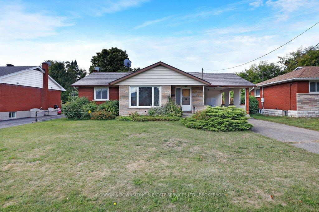Front of 174 Carss Avenue