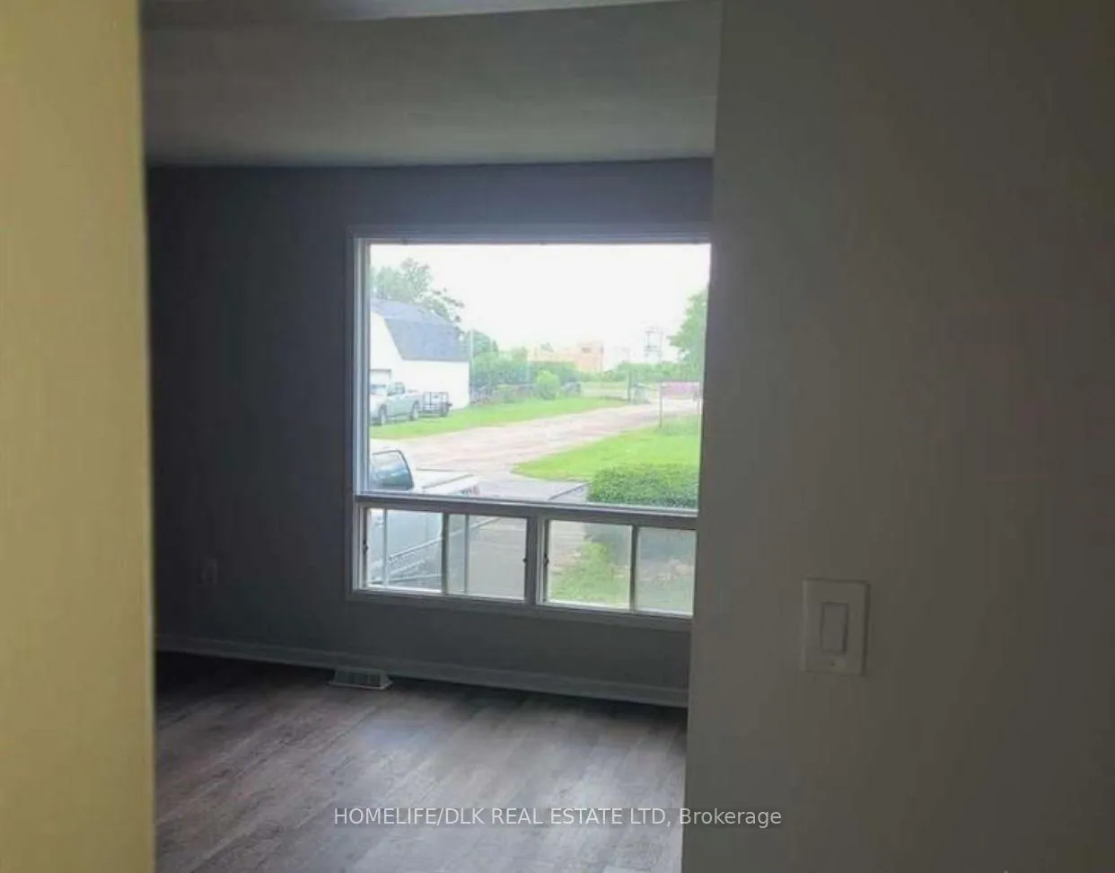 Photo 8 of 28 Bourke Street, Smiths Falls — HOMEH