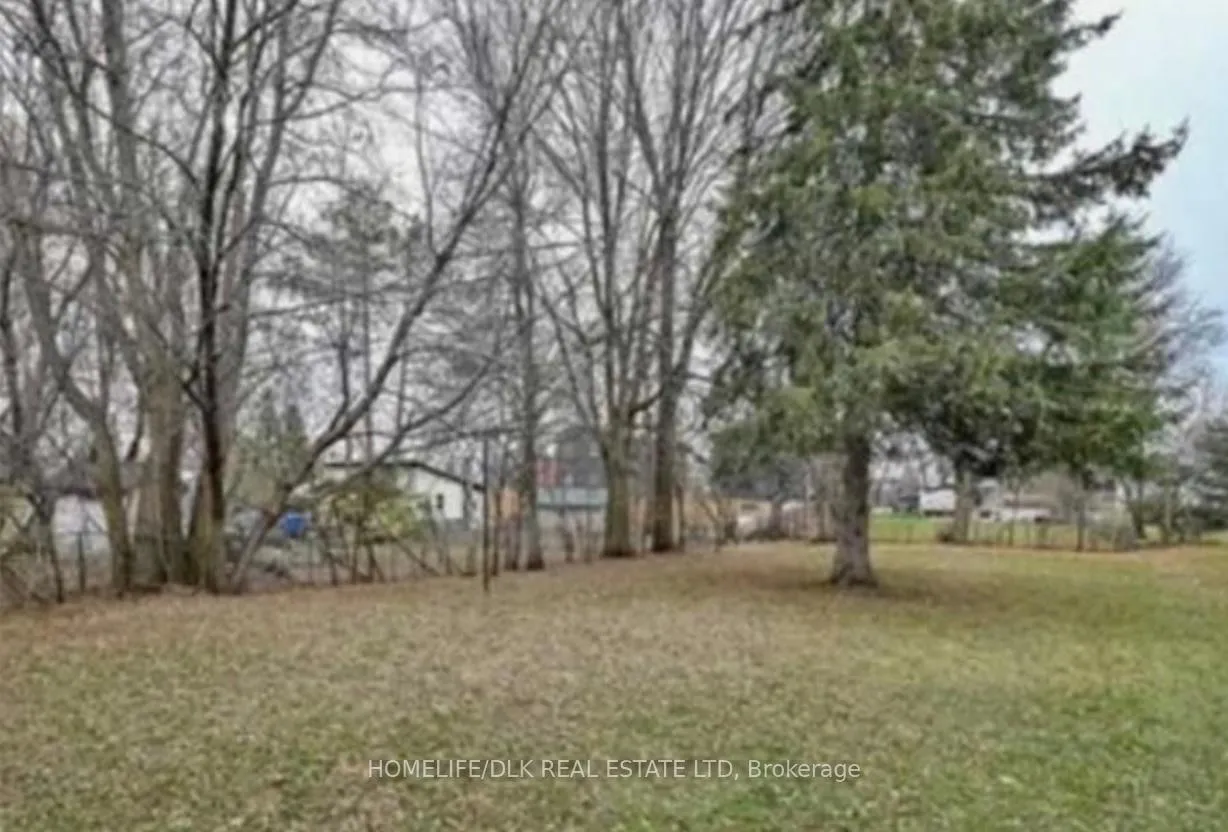 Photo 15 of 28 Bourke Street, Smiths Falls — HOMEH
