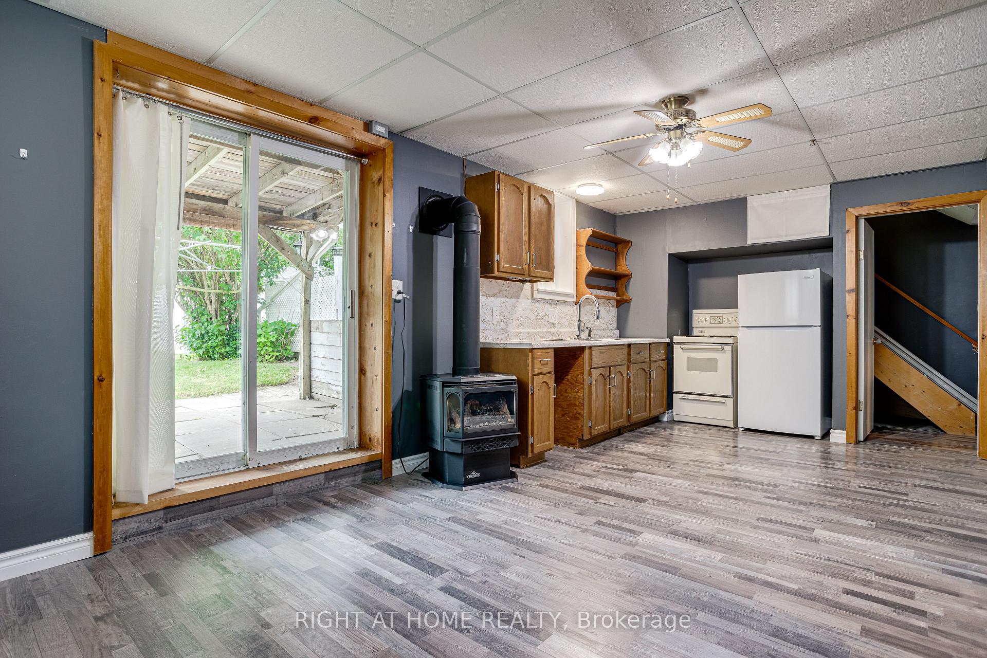 Photo 16 of 100 Union Avenue, Scugog, Port Perry — HOMEH