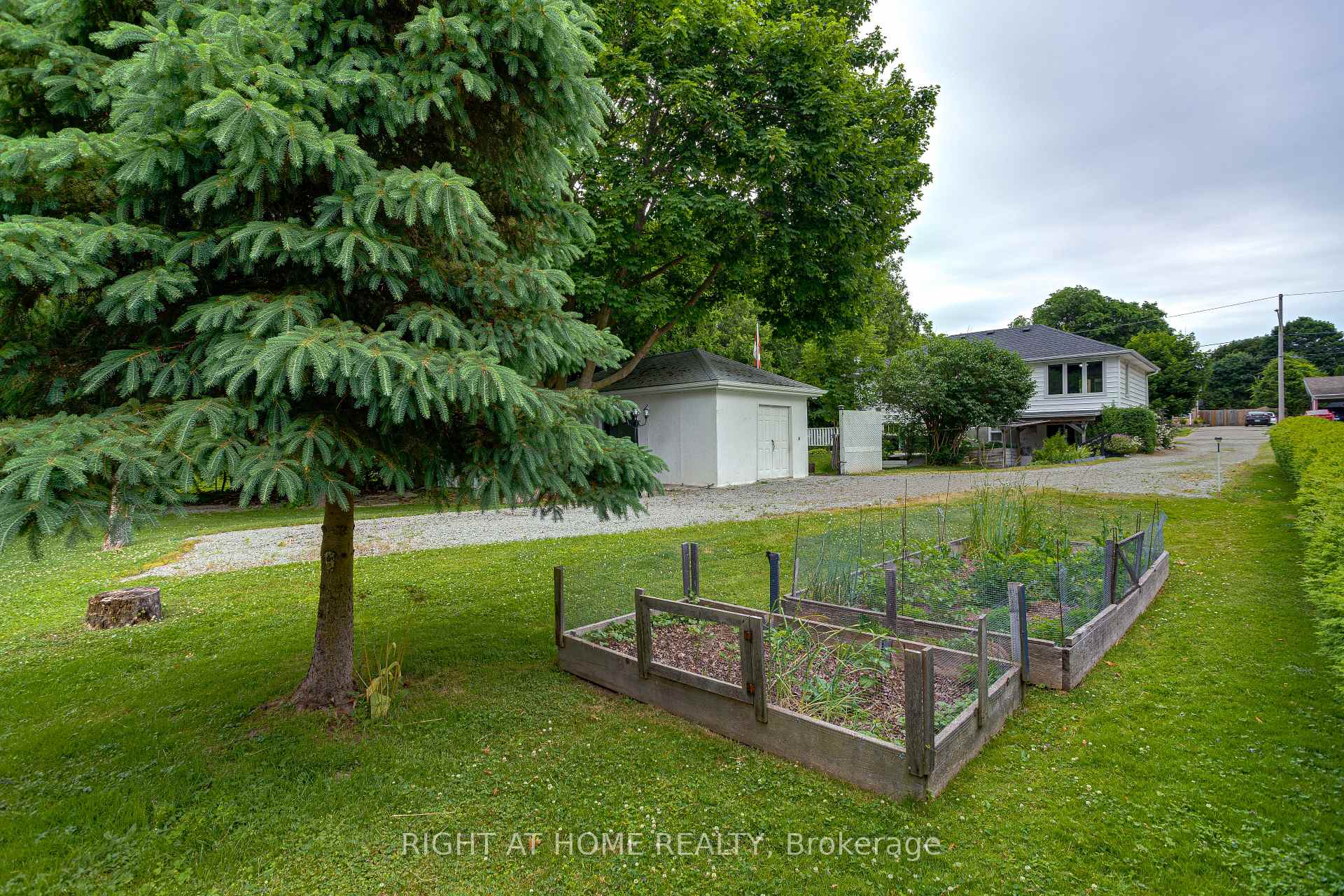 Photo 24 of 100 Union Avenue, Scugog, Port Perry — HOMEH
