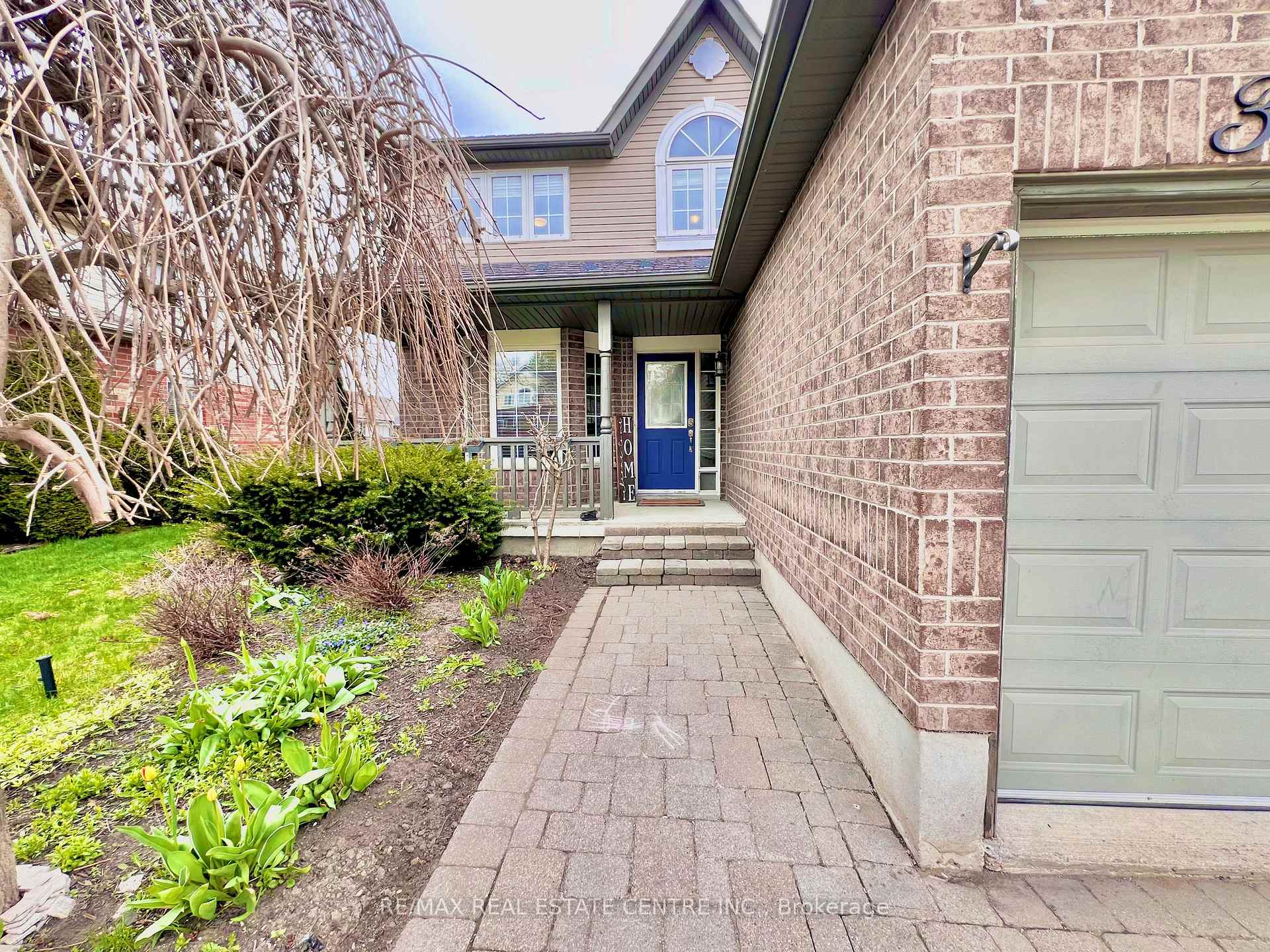 Photo 3 of 329 Rintoul Crescent, Shelburne — HOMEH