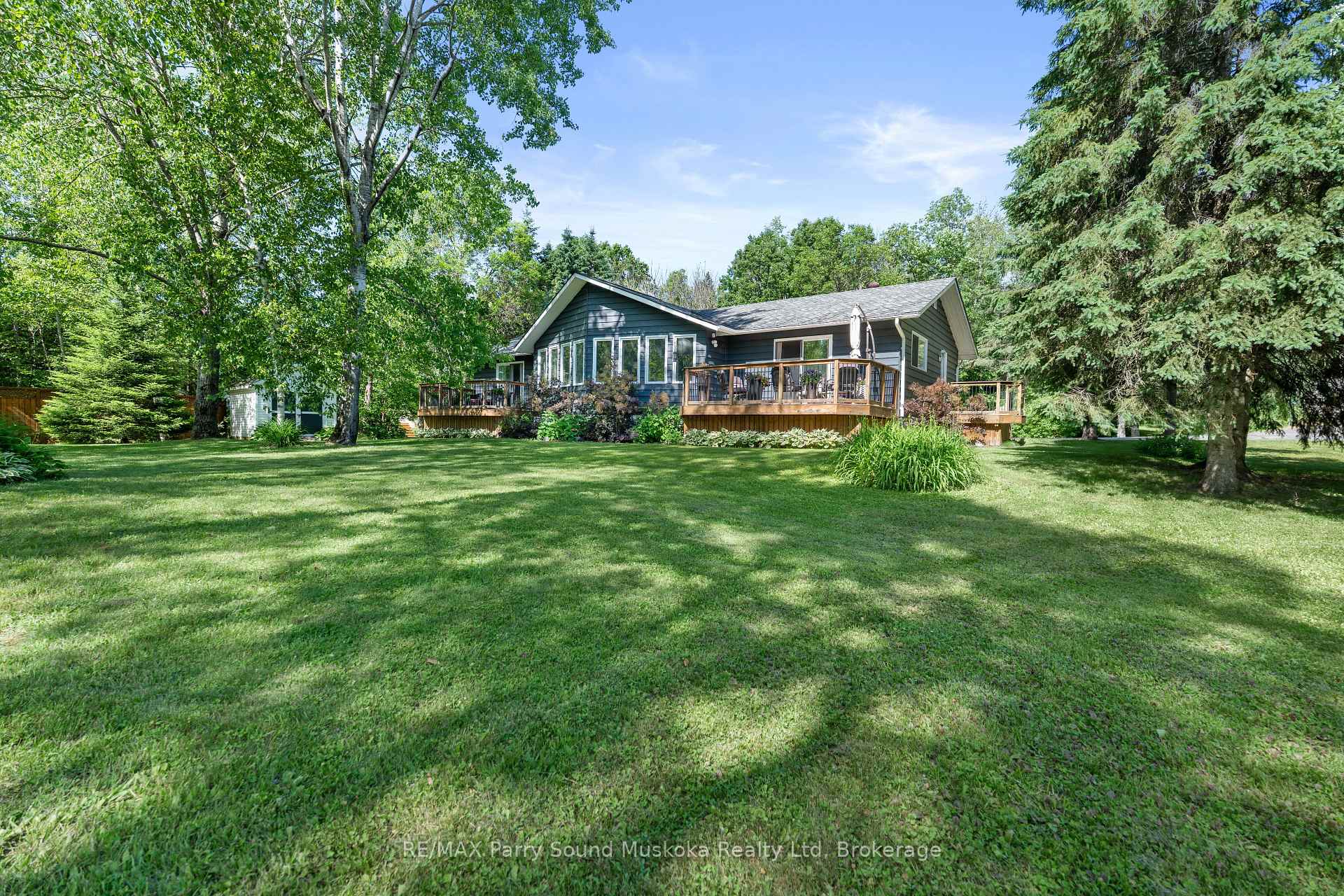 Photo 2 of 36 Maple Street, Seguin — HOMEH
