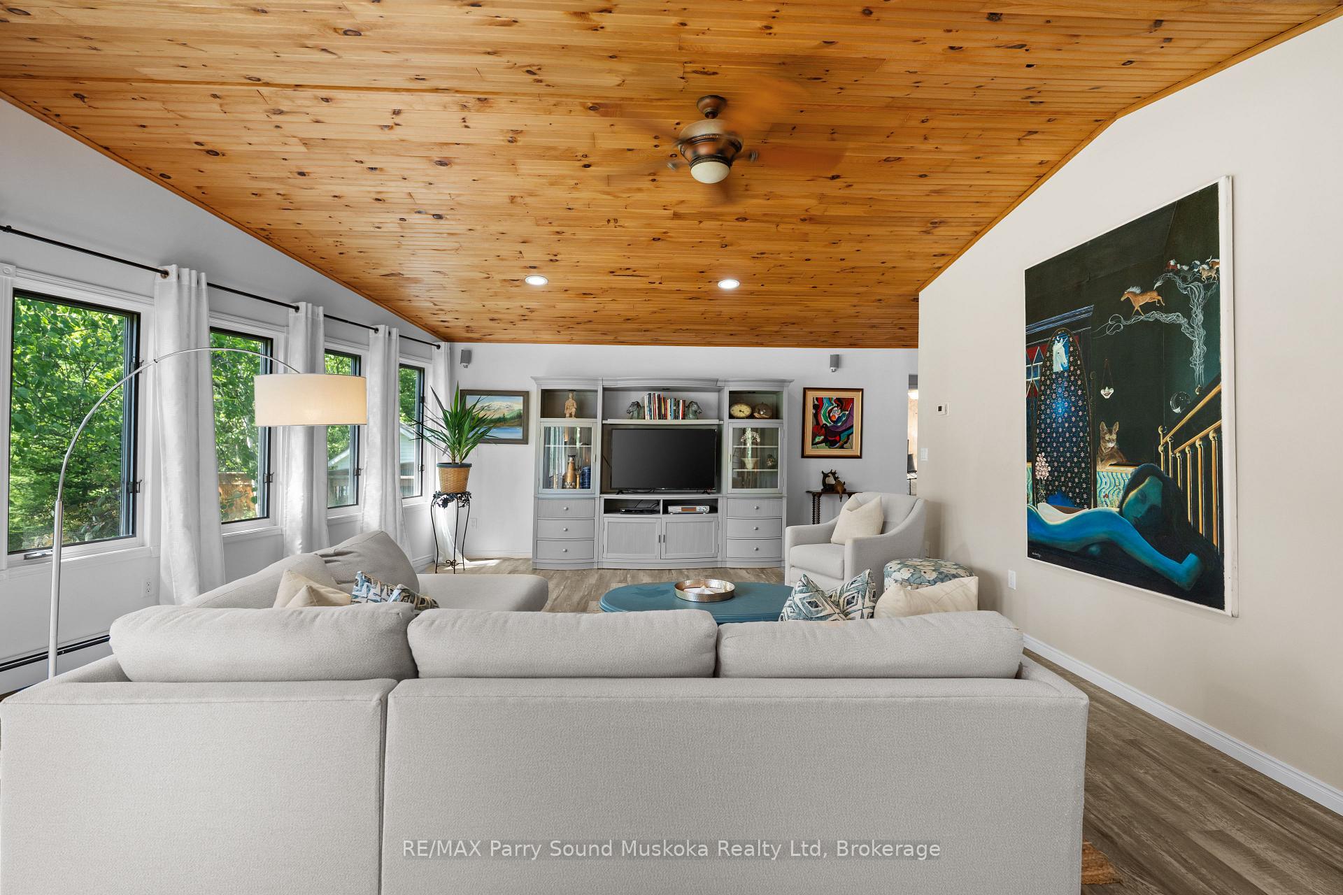 Photo 5 of 36 Maple Street, Seguin — HOMEH