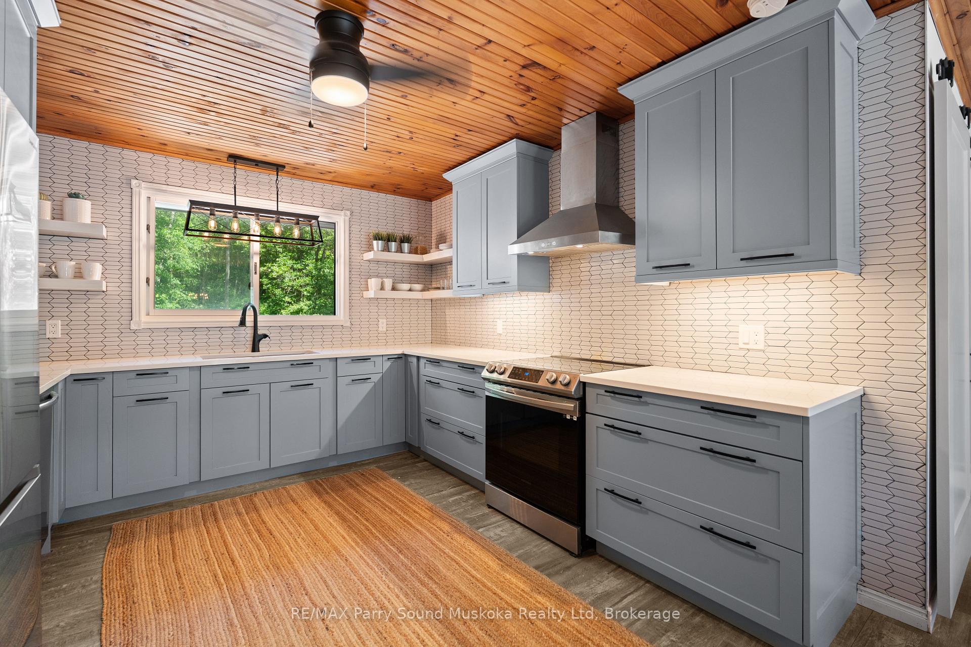 Photo 9 of 36 Maple Street, Seguin — HOMEH