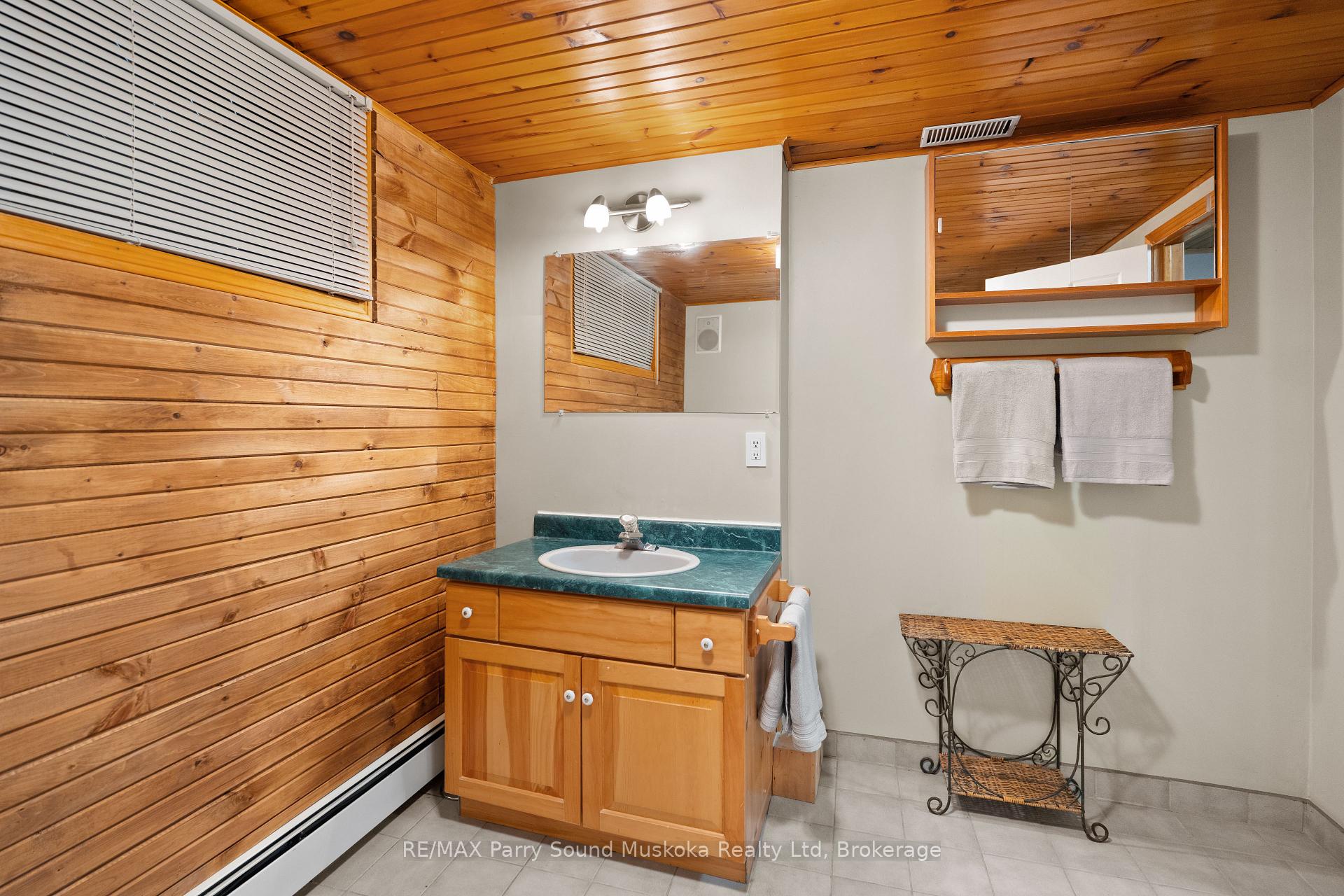 Photo 30 of 36 Maple Street, Seguin — HOMEH