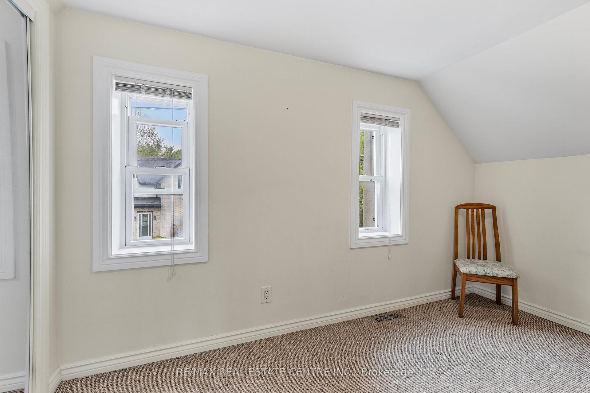 Photo 22 of 129 Dufferin Street, Shelburne — HOMEH