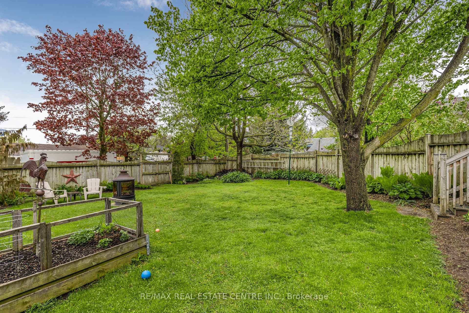 Photo 32 of 129 Dufferin Street, Shelburne — HOMEH