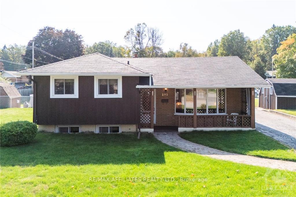 Photo 1 of 295 James Street, Renfrew — HOMEH