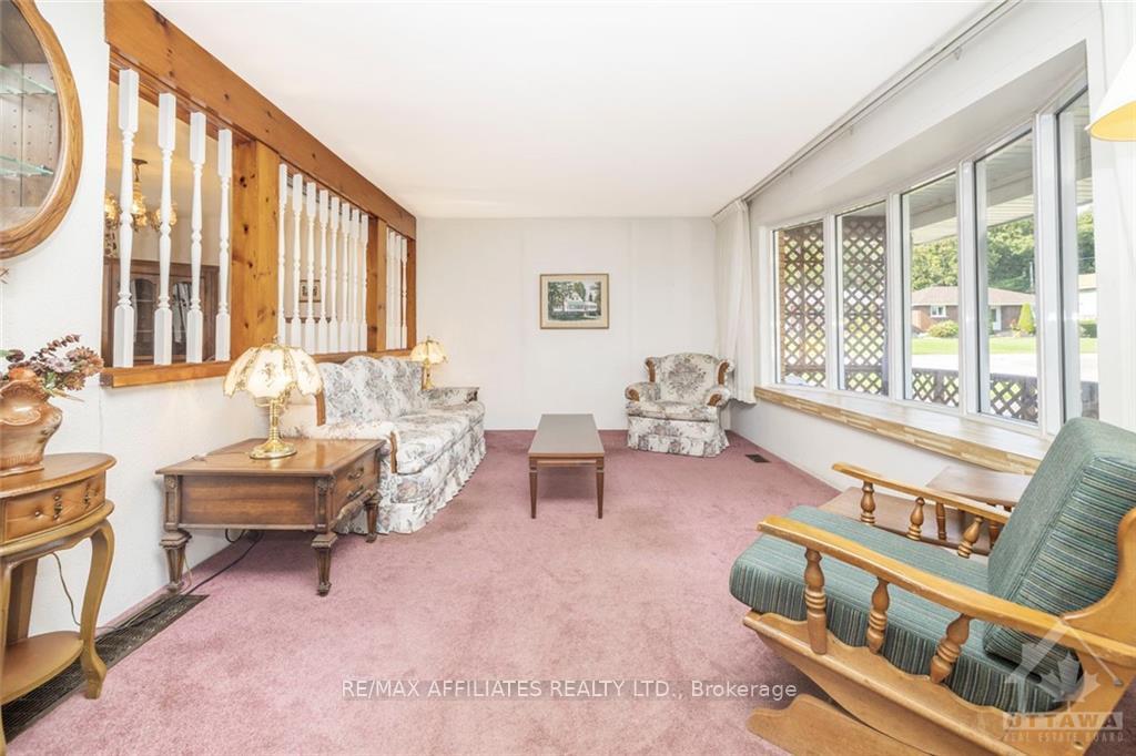 Photo 3 of 295 James Street, Renfrew — HOMEH