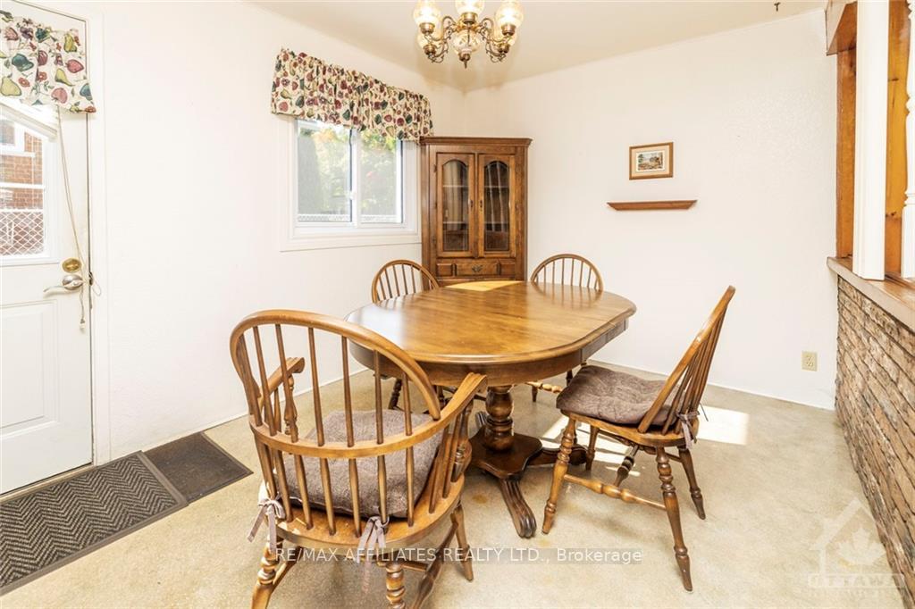 Photo 6 of 295 James Street, Renfrew — HOMEH