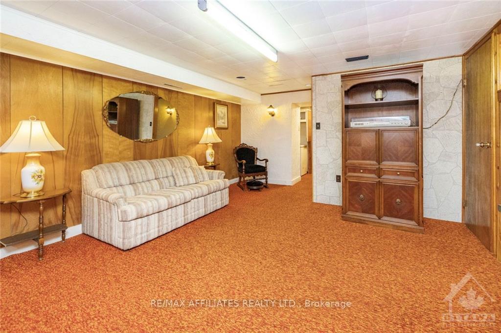 Photo 12 of 295 James Street, Renfrew — HOMEH