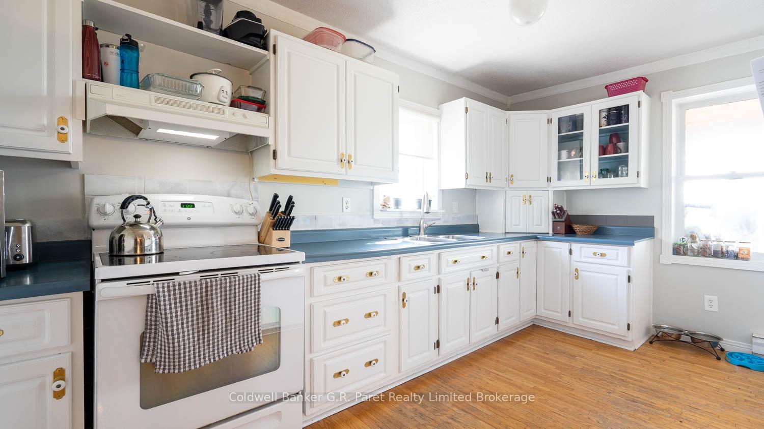 Photo 17 of 69830 Grand Bend Line, South Huron, Stephen — HOMEH