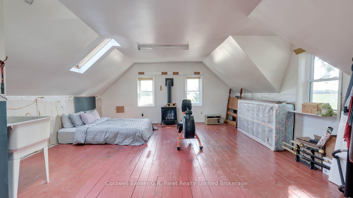 Photo 23 of 69830 Grand Bend Line, South Huron, Stephen — HOMEH