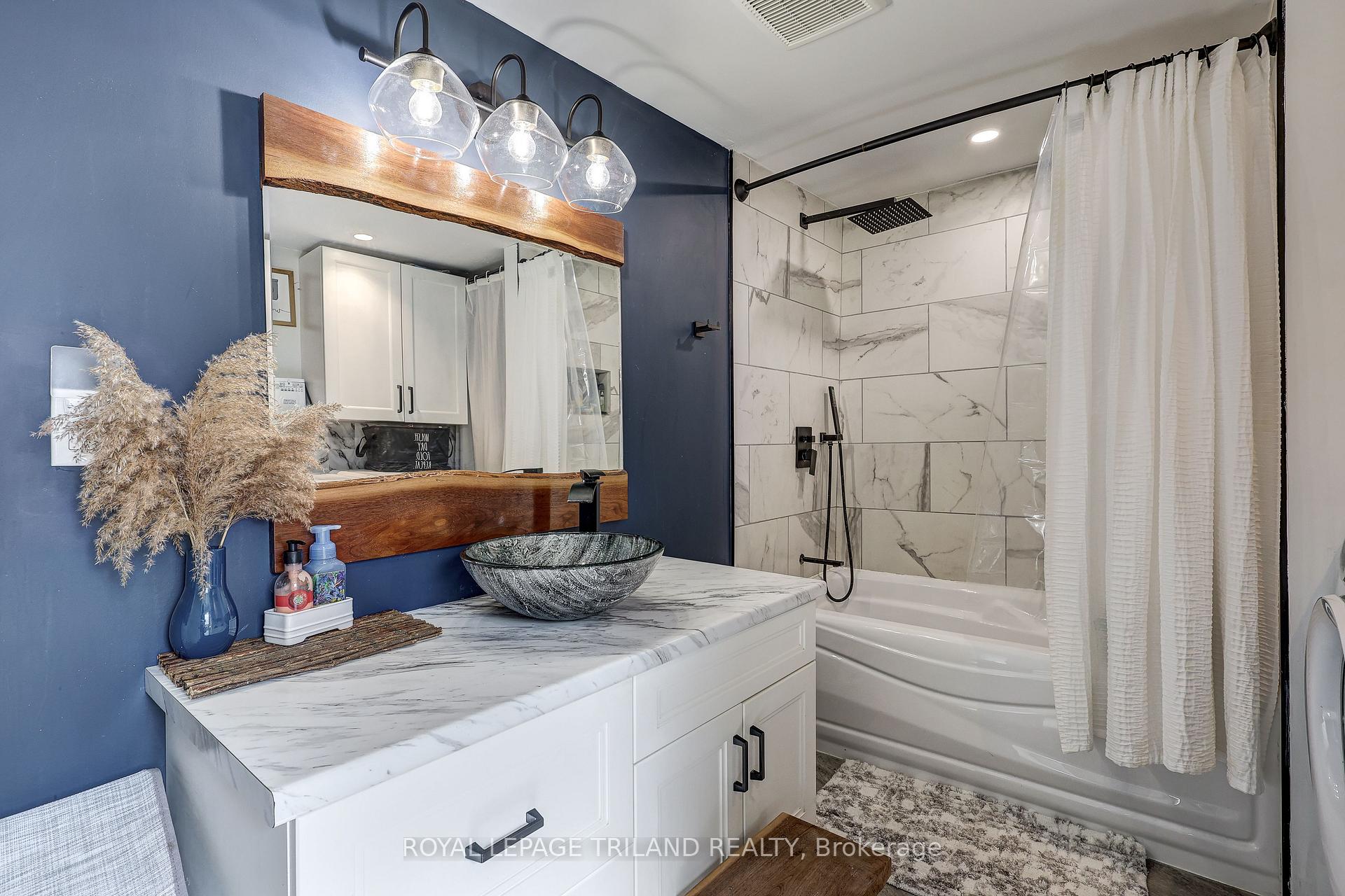 Photo 23 of 35761 Fingal Line, Southwold, Fingal — HOMEH