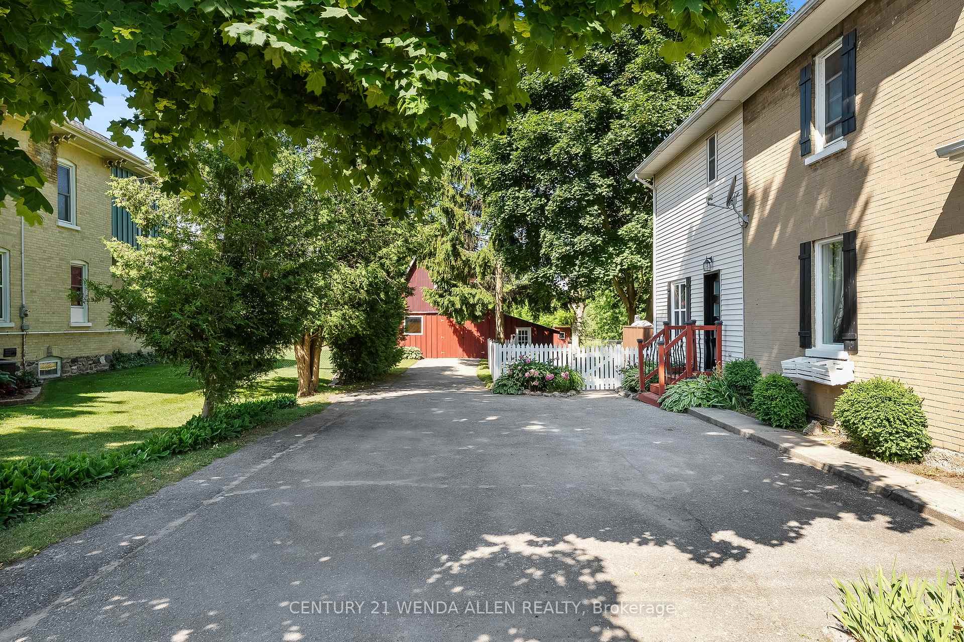 Photo 4 of 14110 Old Scugog Road, Scugog, Blackstock — HOMEH
