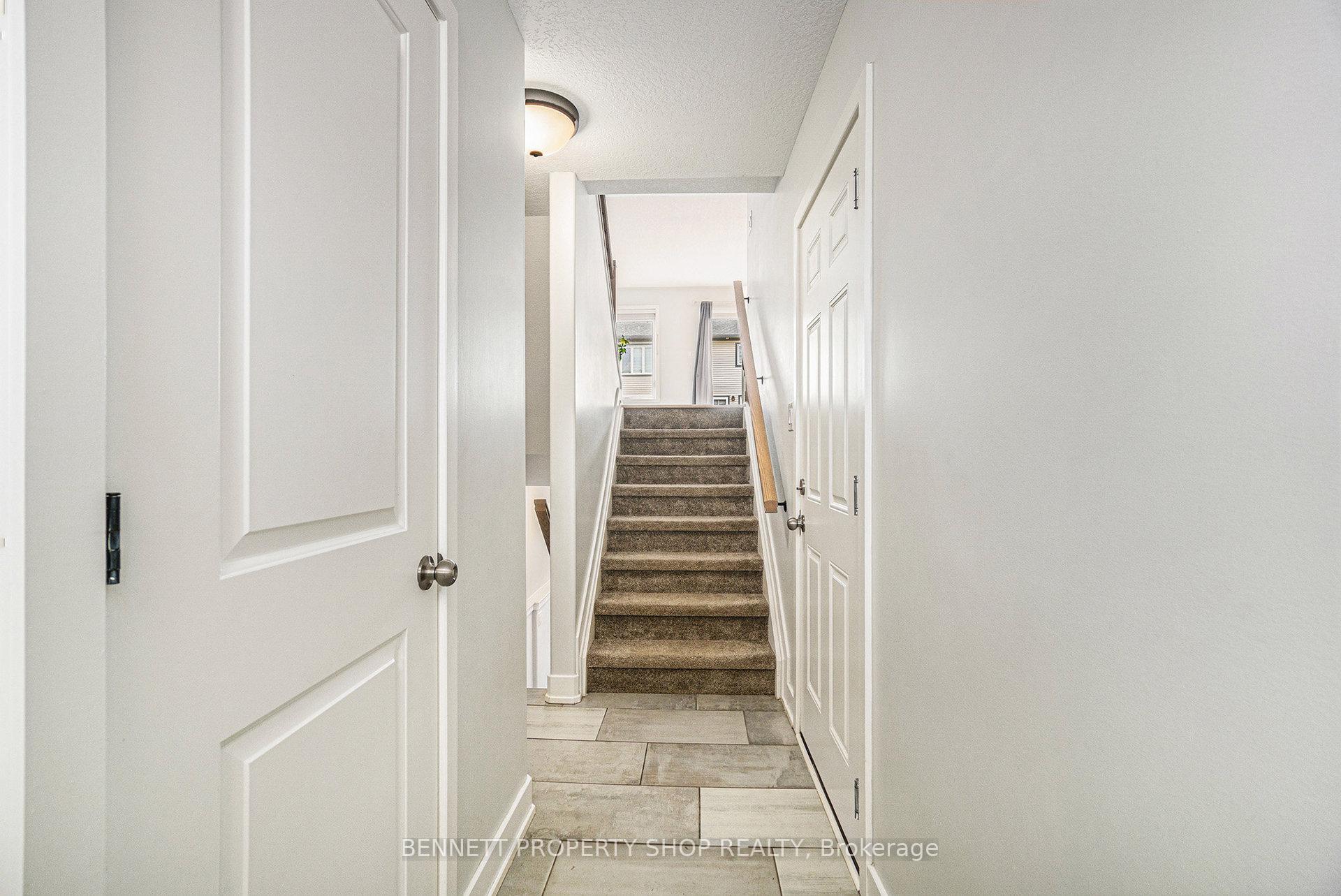 Photo 3 of 167 Ferrara Drive, Smiths Falls — HOMEH