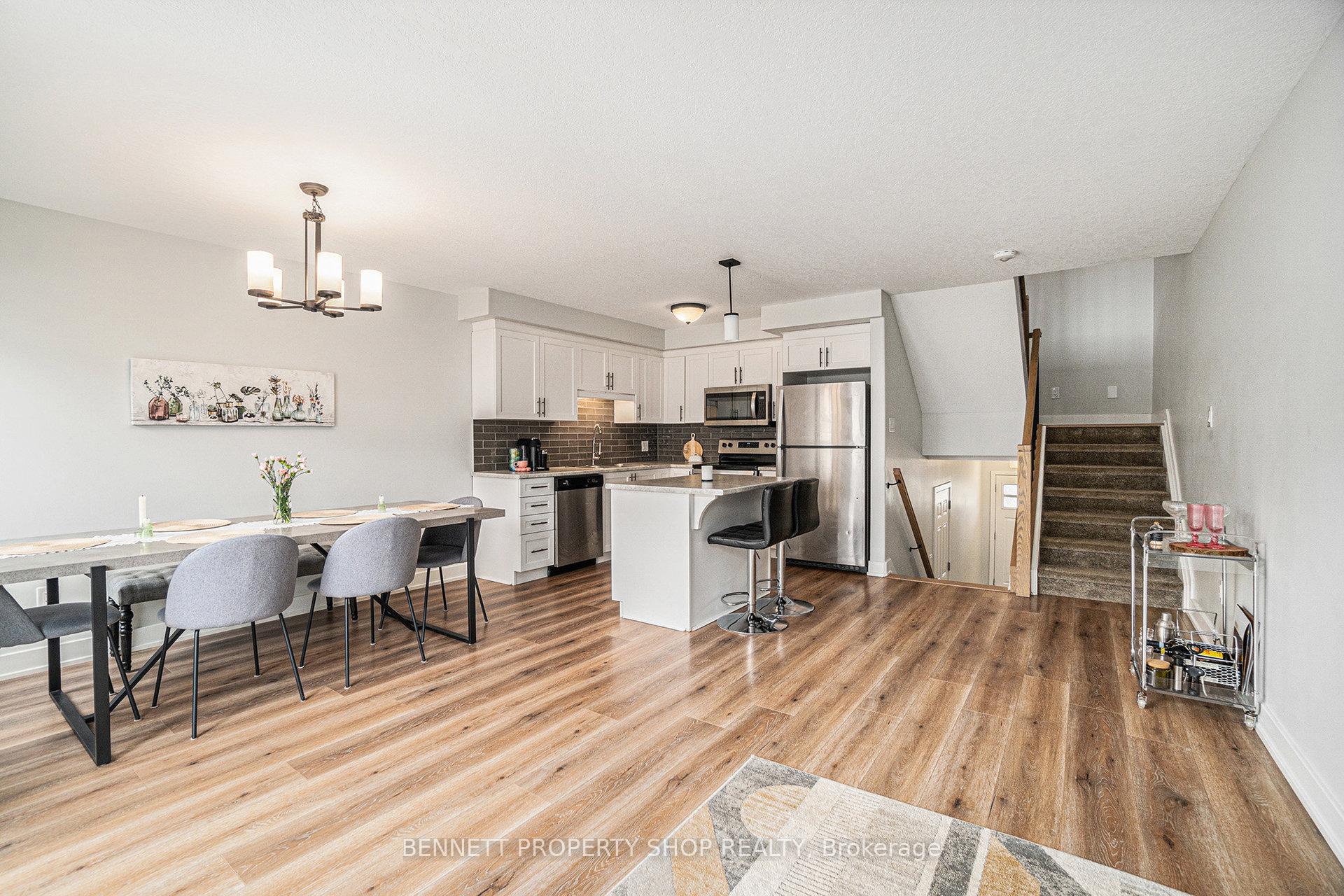Photo 5 of 167 Ferrara Drive, Smiths Falls — HOMEH