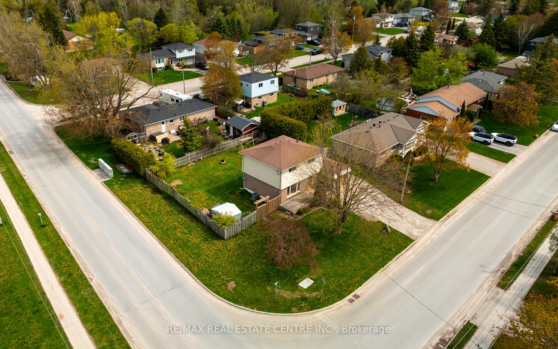 Photo 23 of 140 Susan Street, Shelburne — HOMEH
