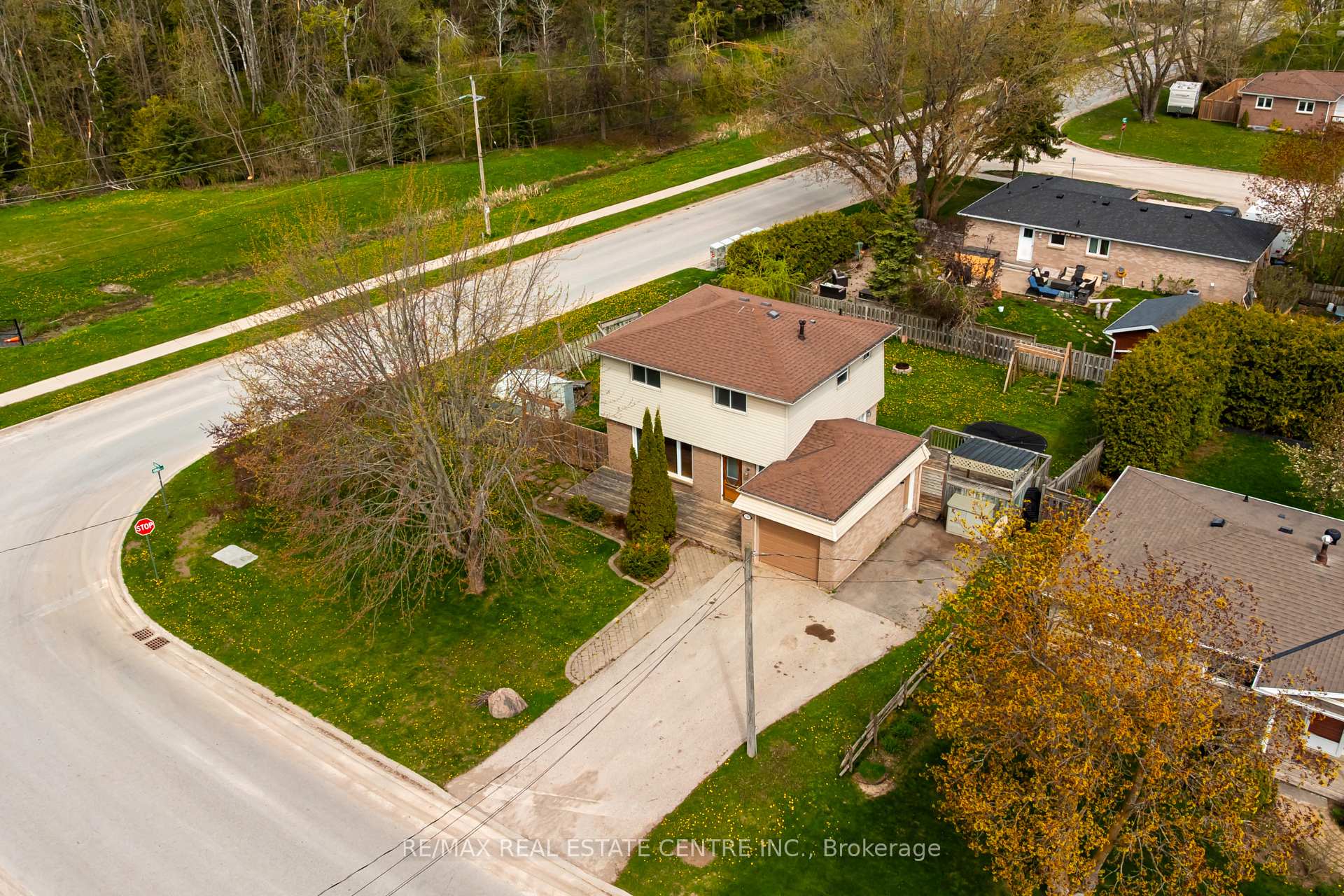 Photo 27 of 140 Susan Street, Shelburne — HOMEH