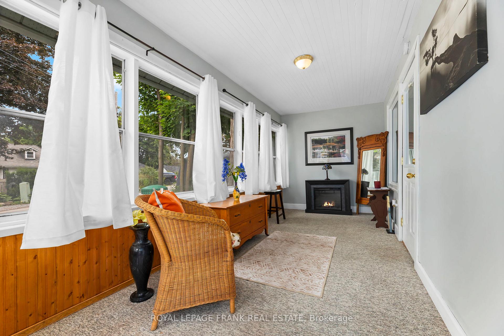 Photo 12 of 8 Angle Street, Scugog, Rural Scugog — HOMEH