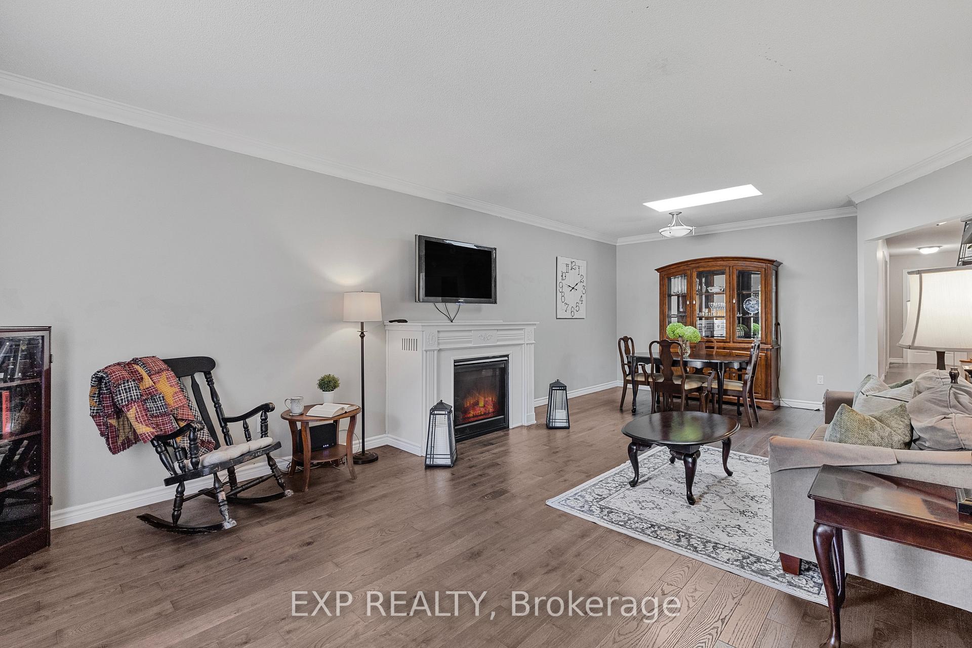 Photo 2 of 119 Franklyn Street, Shelburne — HOMEH
