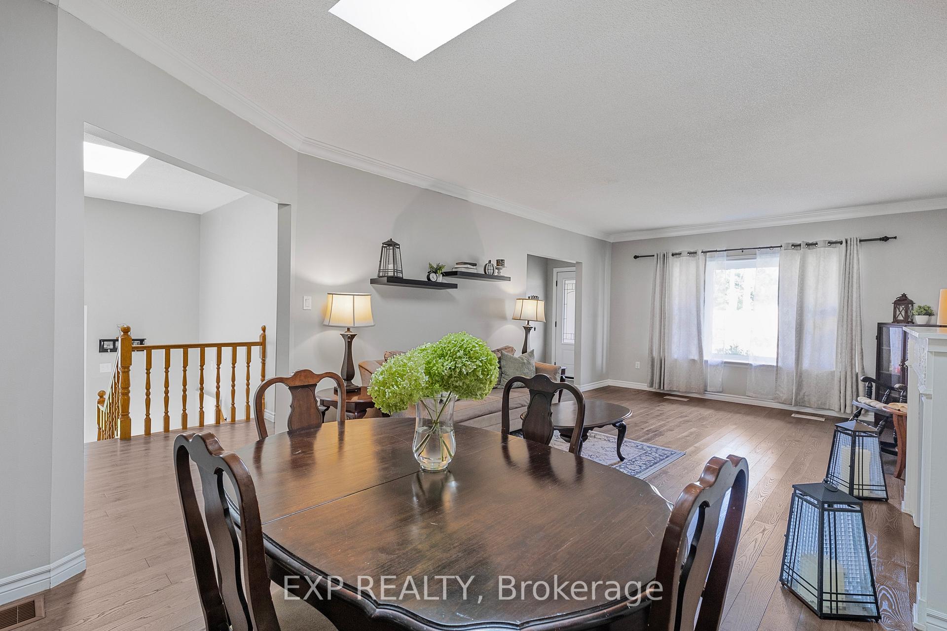 Photo 3 of 119 Franklyn Street, Shelburne — HOMEH