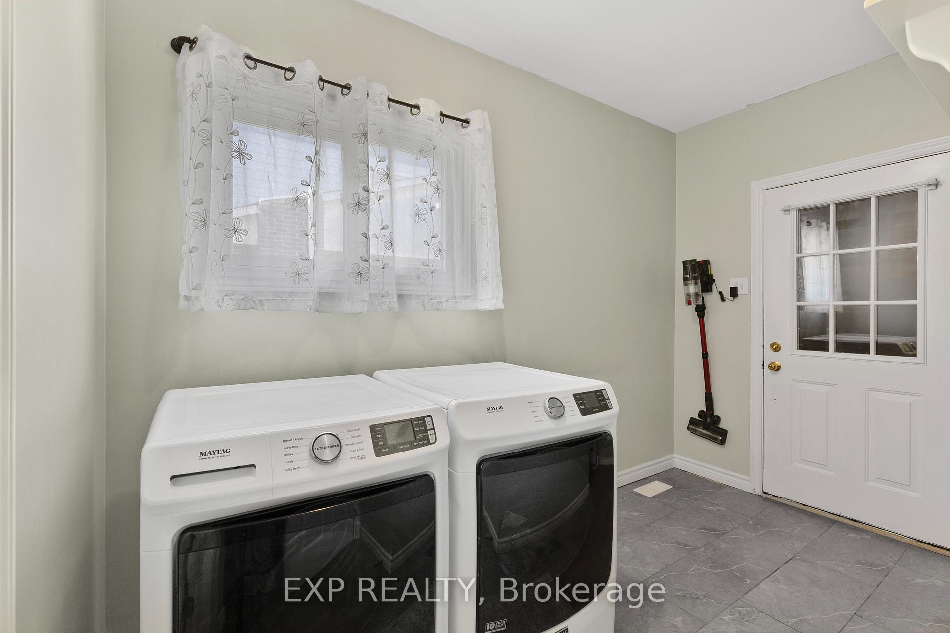 Photo 8 of 119 Franklyn Street, Shelburne — HOMEH