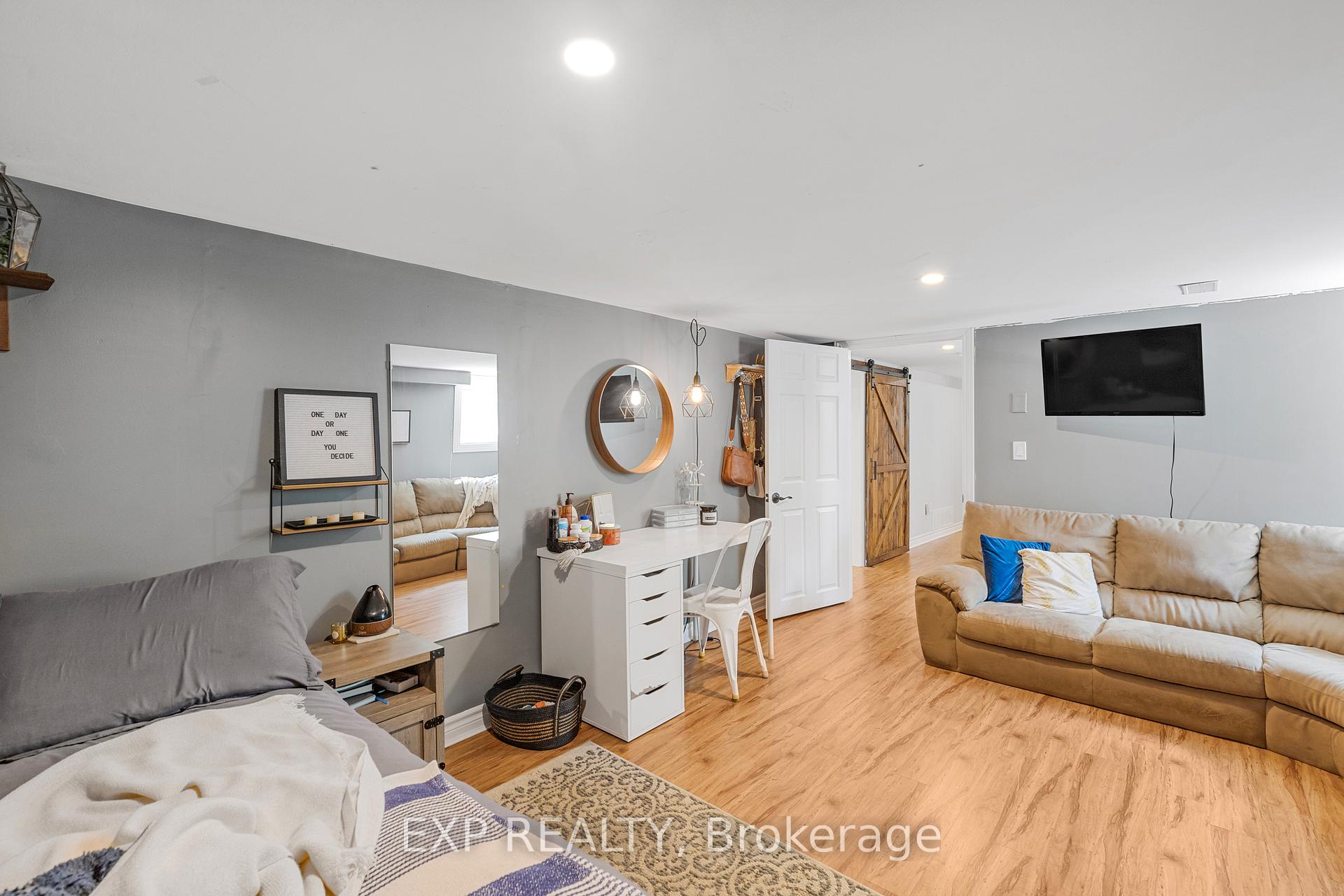 Photo 15 of 119 Franklyn Street, Shelburne — HOMEH