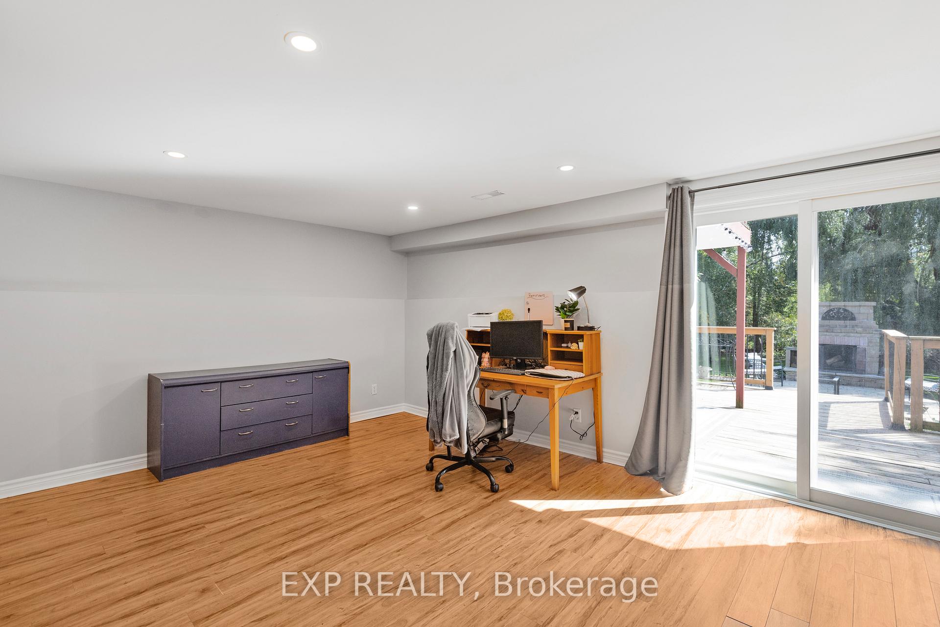 Photo 19 of 119 Franklyn Street, Shelburne — HOMEH