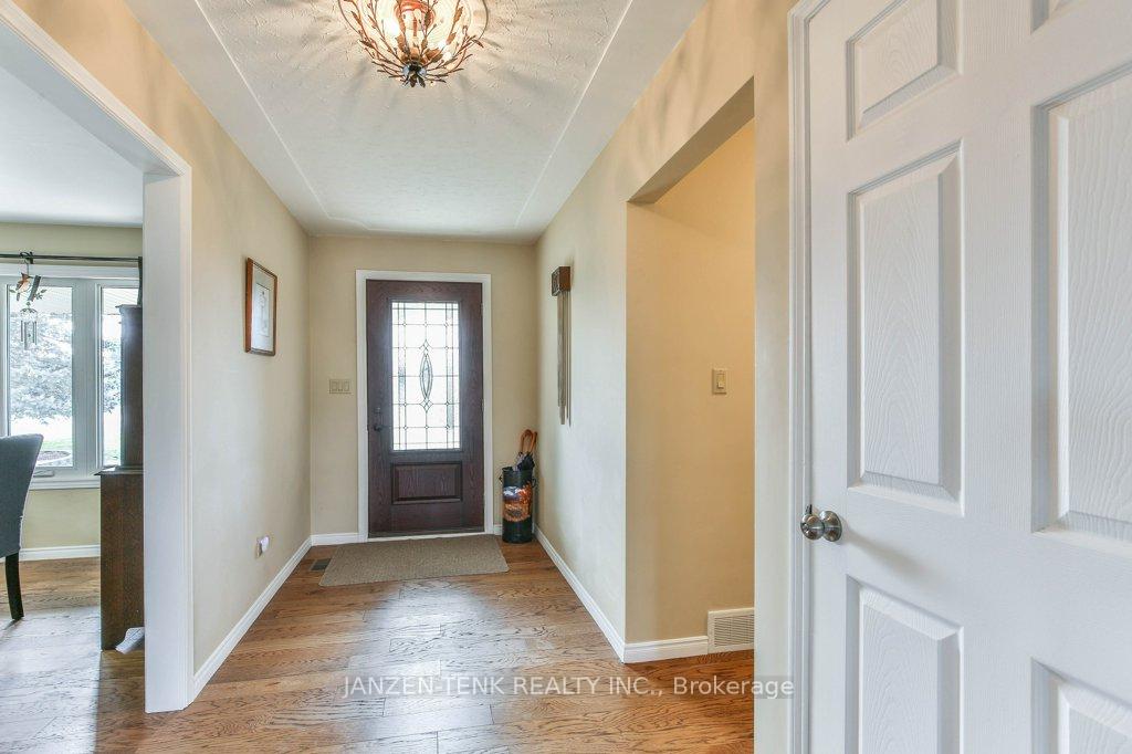 Photo 5 of 37456 Talbot Line, Southwold, Frome — HOMEH