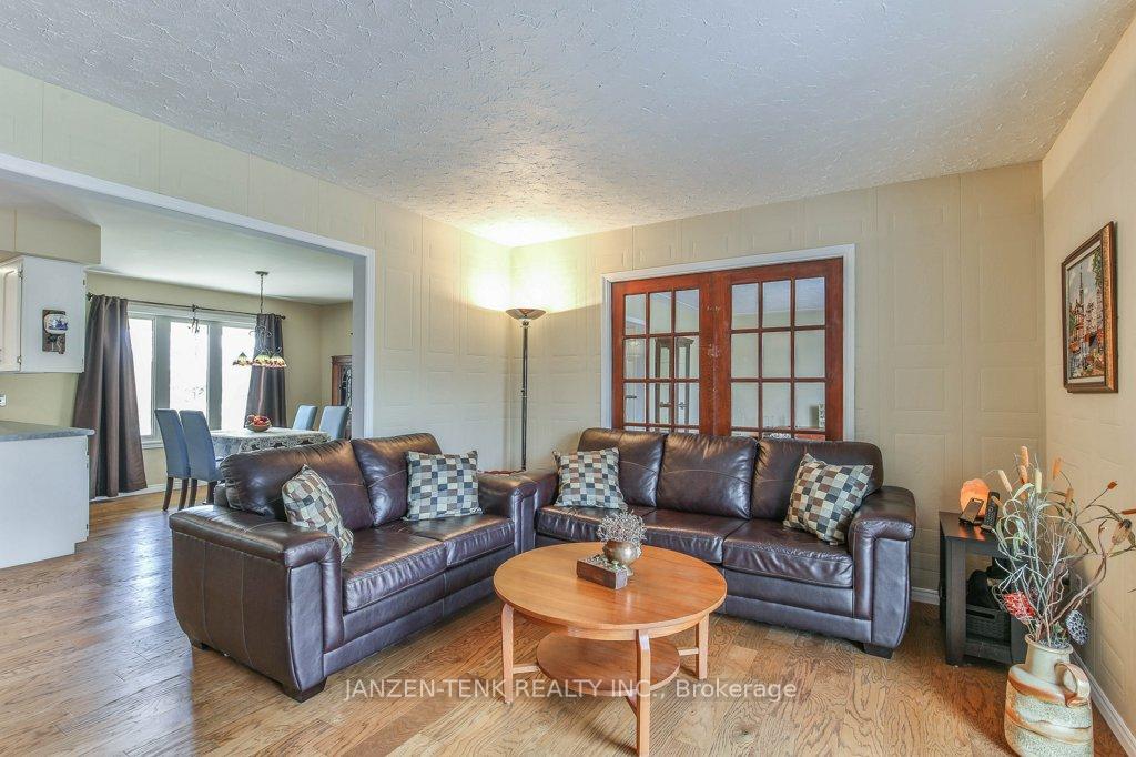 Photo 7 of 37456 Talbot Line, Southwold, Frome — HOMEH