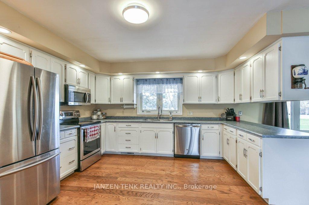 Photo 10 of 37456 Talbot Line, Southwold, Frome — HOMEH