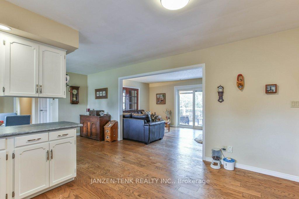 Photo 12 of 37456 Talbot Line, Southwold, Frome — HOMEH